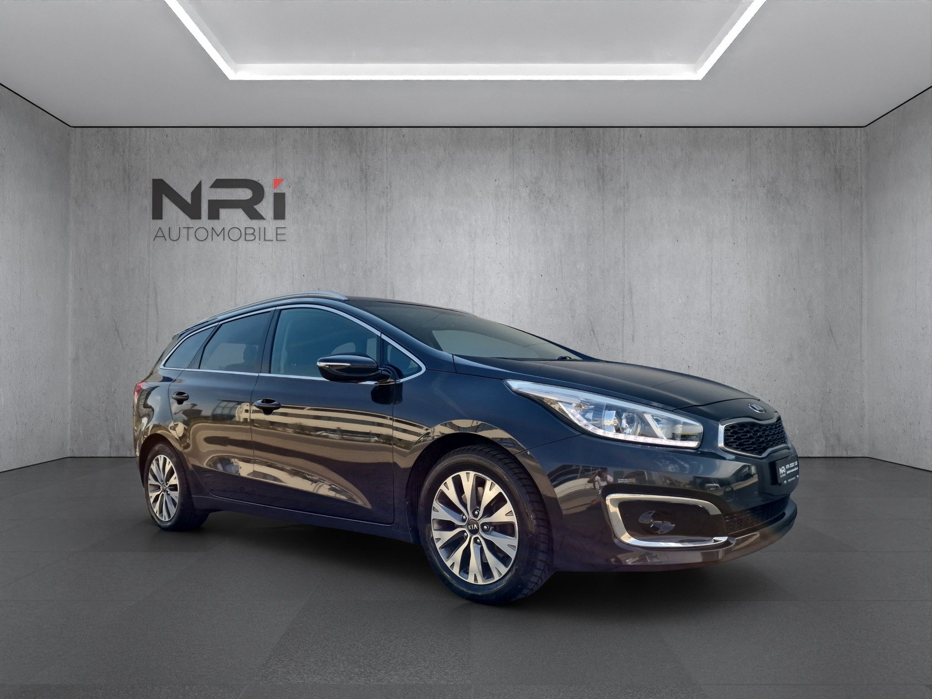 KIA Cee'd Sportswagon 1.6 CRDi Trend-image-2