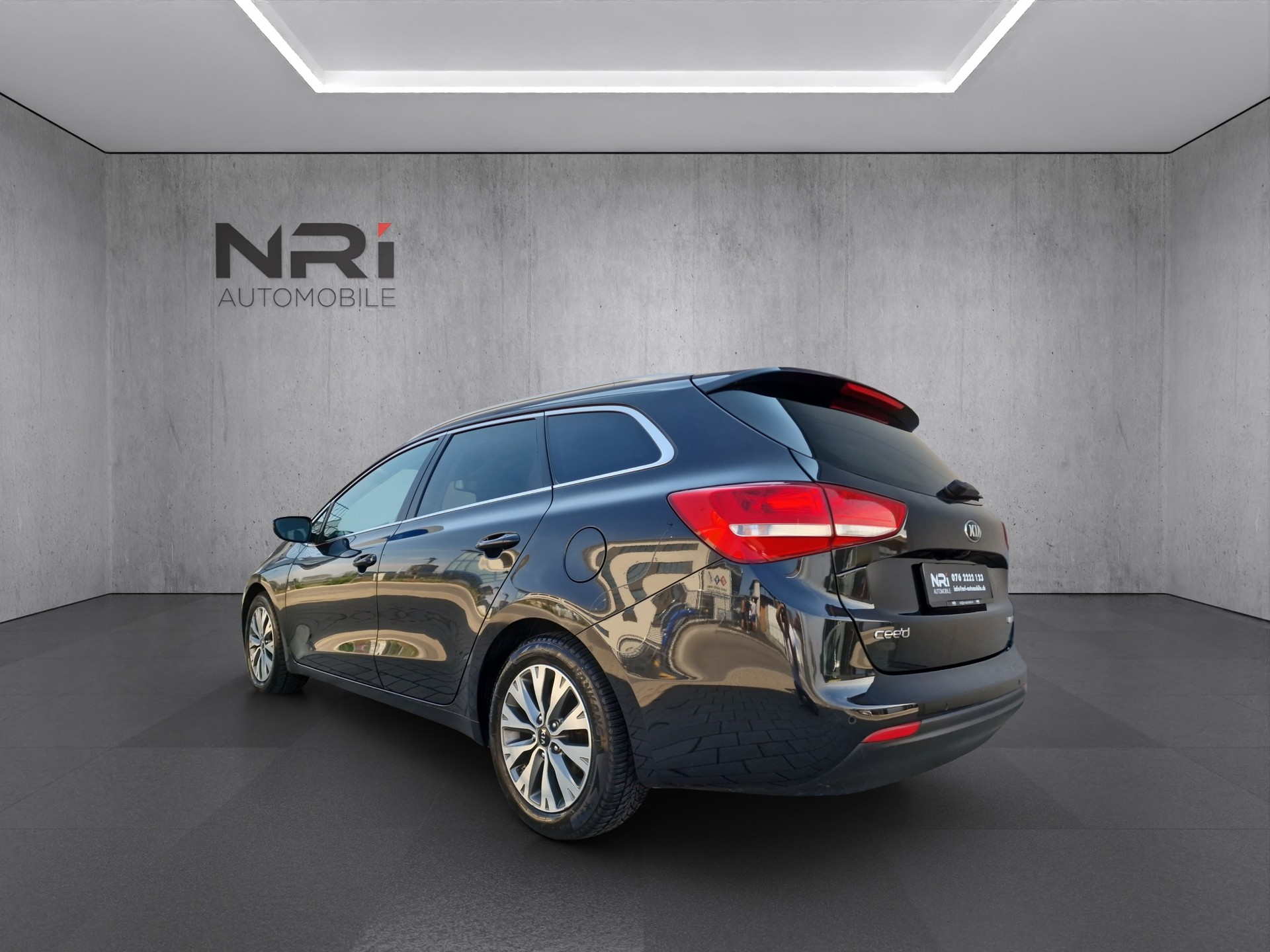 KIA Cee'd Sportswagon 1.6 CRDi Trend-image-6