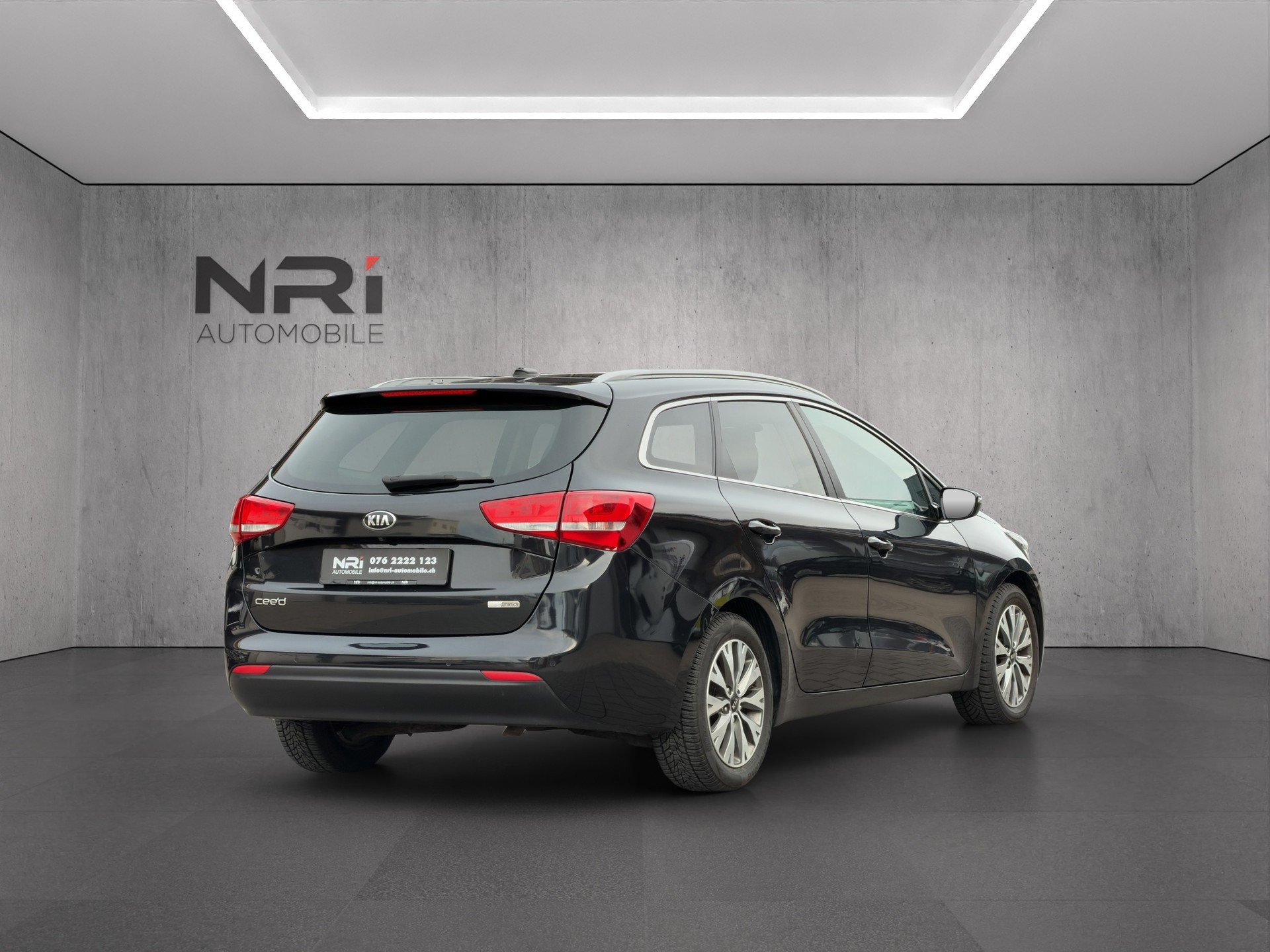 KIA Cee'd Sportswagon 1.6 CRDi Trend-image-4