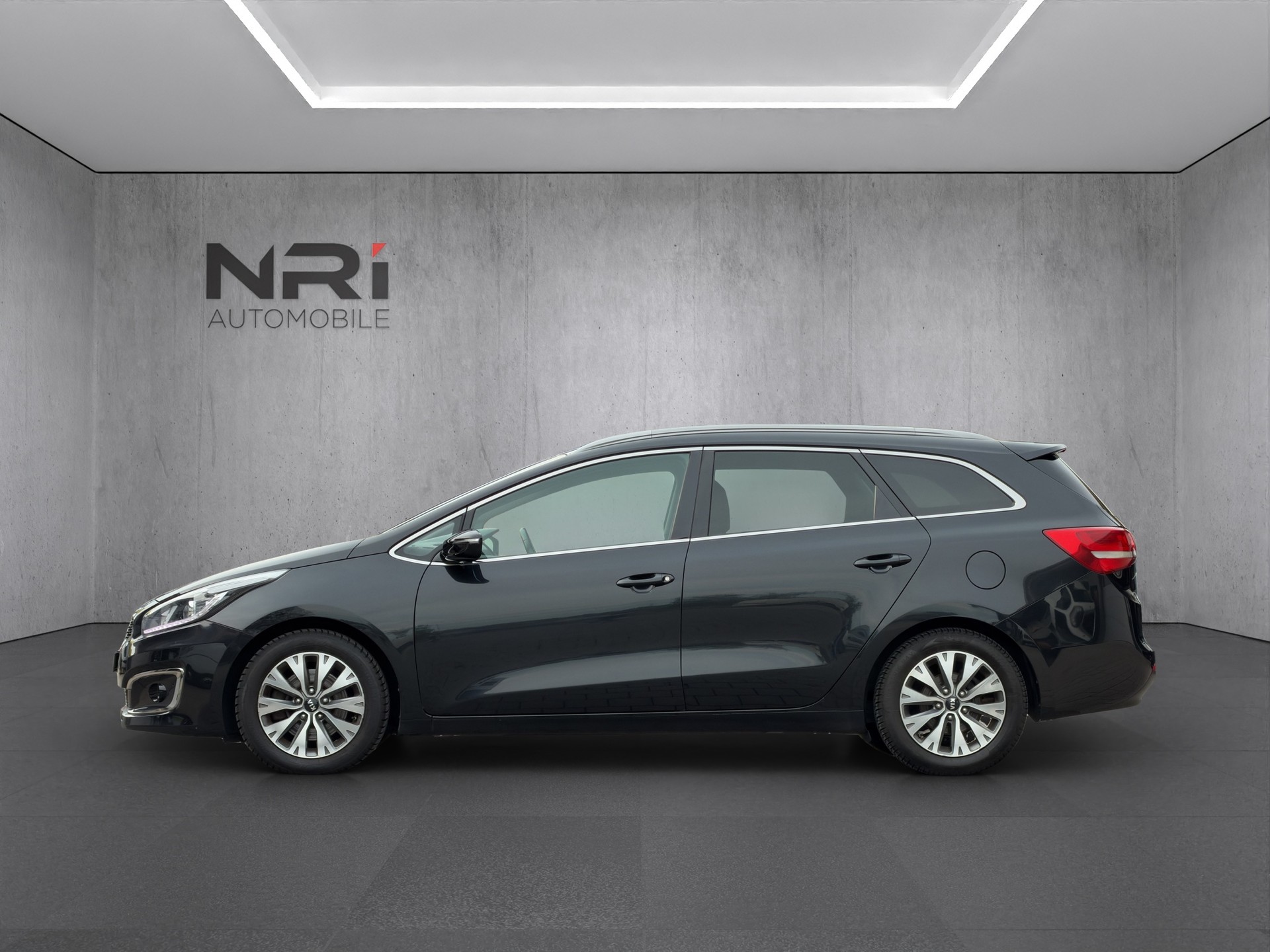 KIA Cee'd Sportswagon 1.6 CRDi Trend-image-7