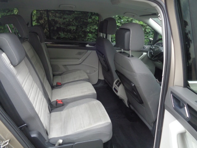 VW Touran 1.8 TSI BlueMotion Technology Highline DSG-image-5