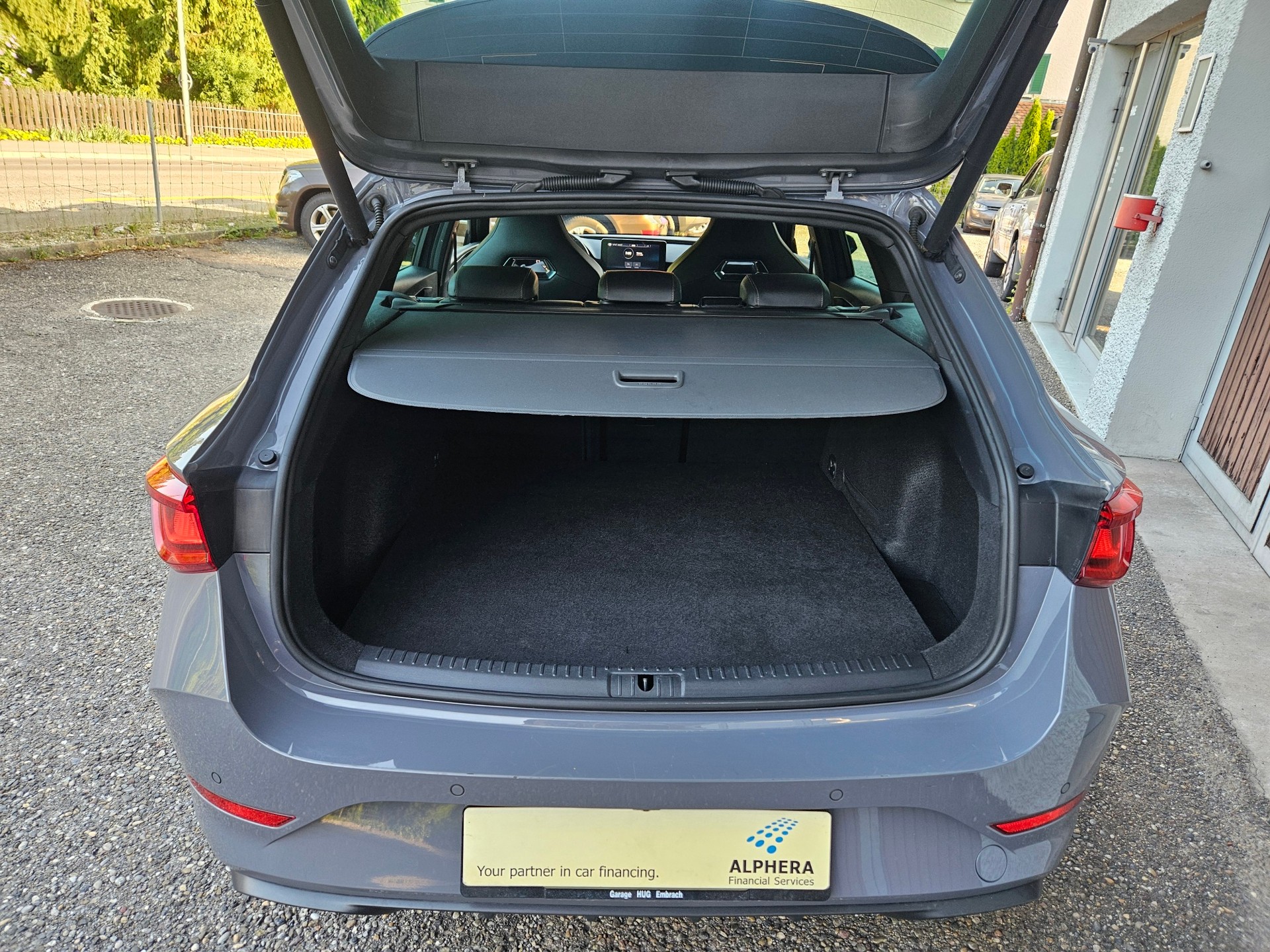CUPRA LEON ST 1.4 e-HYBRID pHEV DSG-image-4