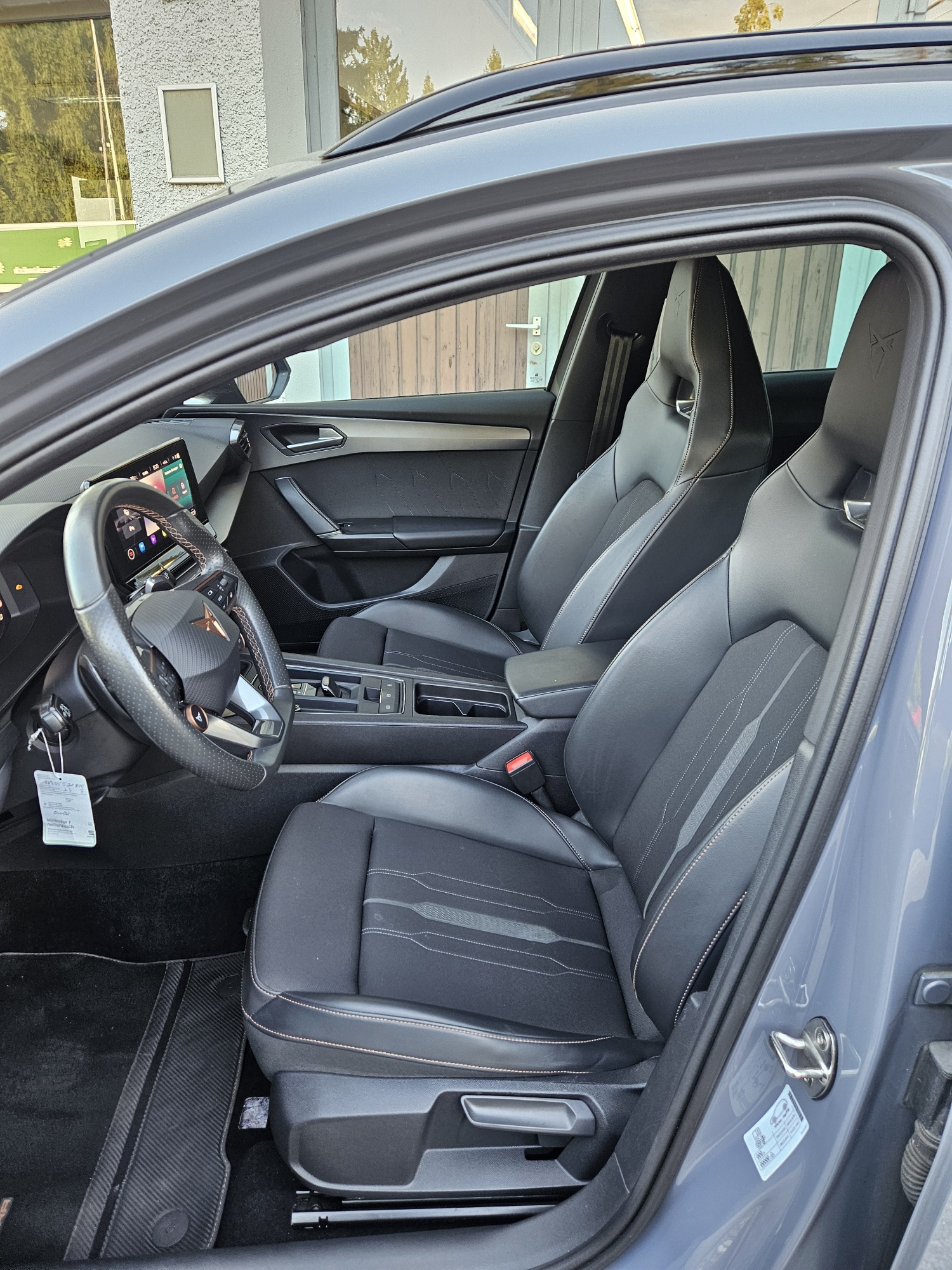 CUPRA LEON ST 1.4 e-HYBRID pHEV DSG-image-5