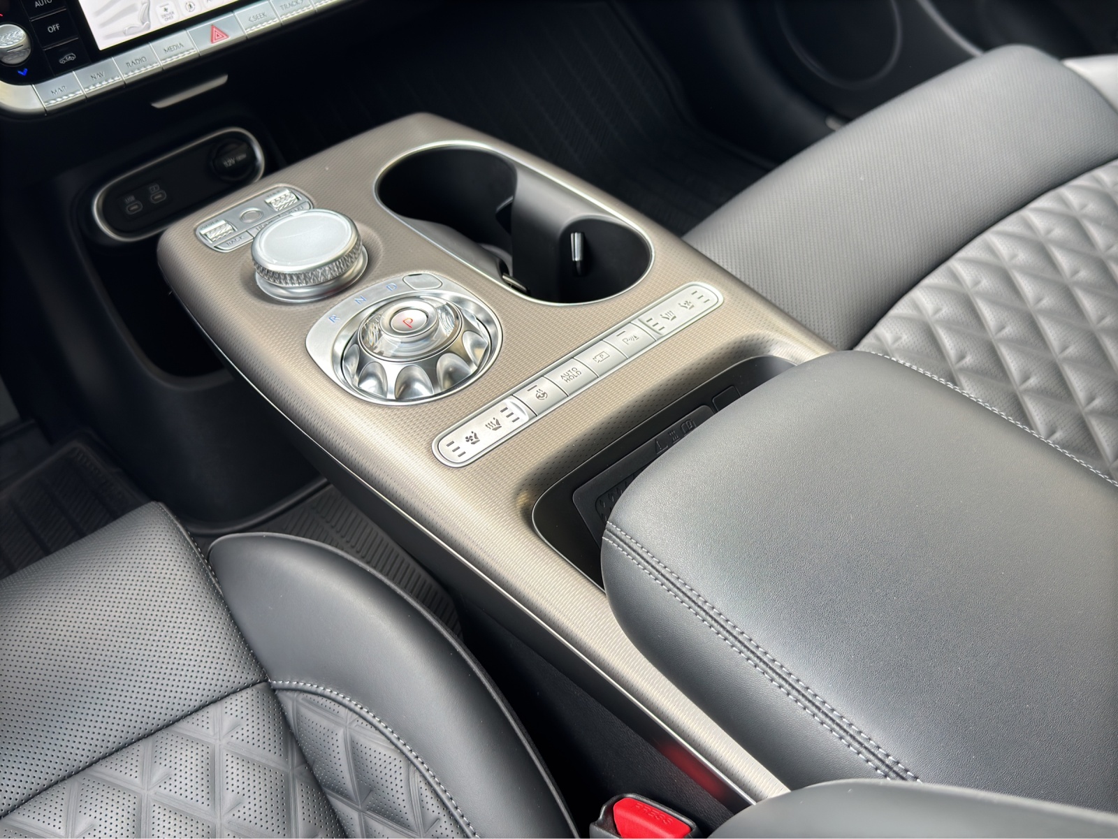 GENESIS GV60 Dual Motor Sport Plus AWD-image-9