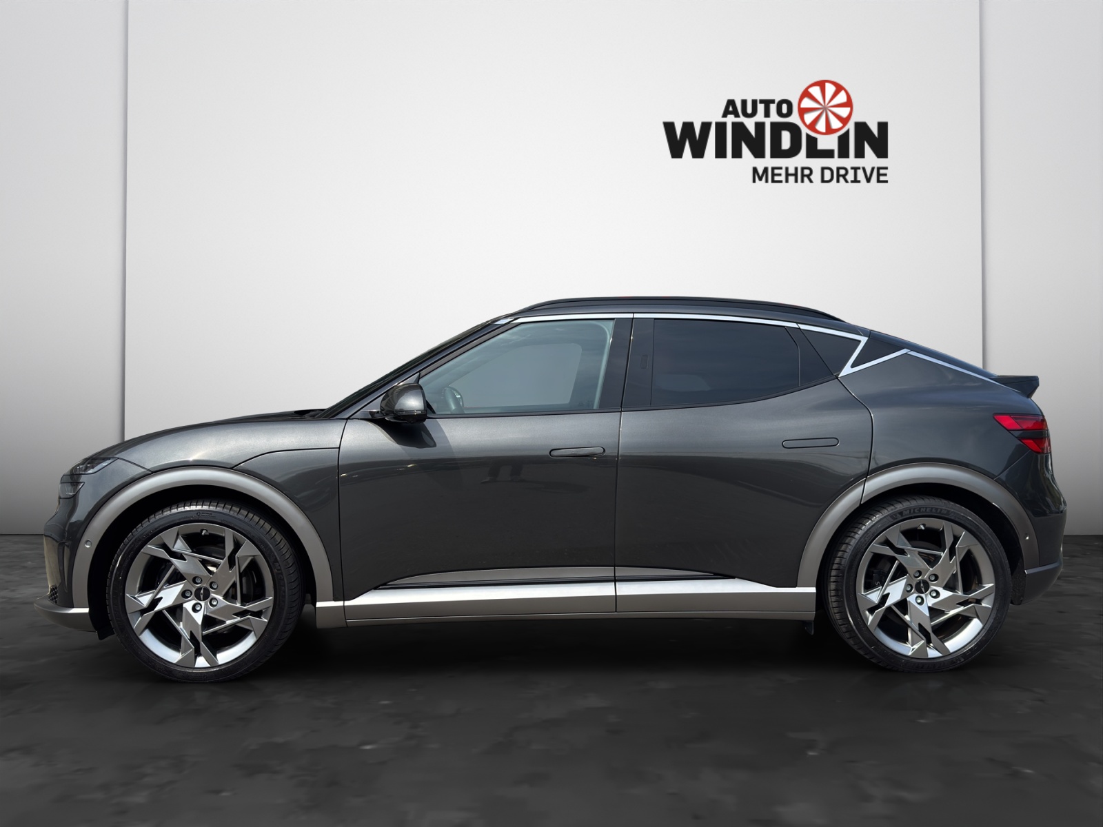 GENESIS GV60 Dual Motor Sport Plus AWD-image-3