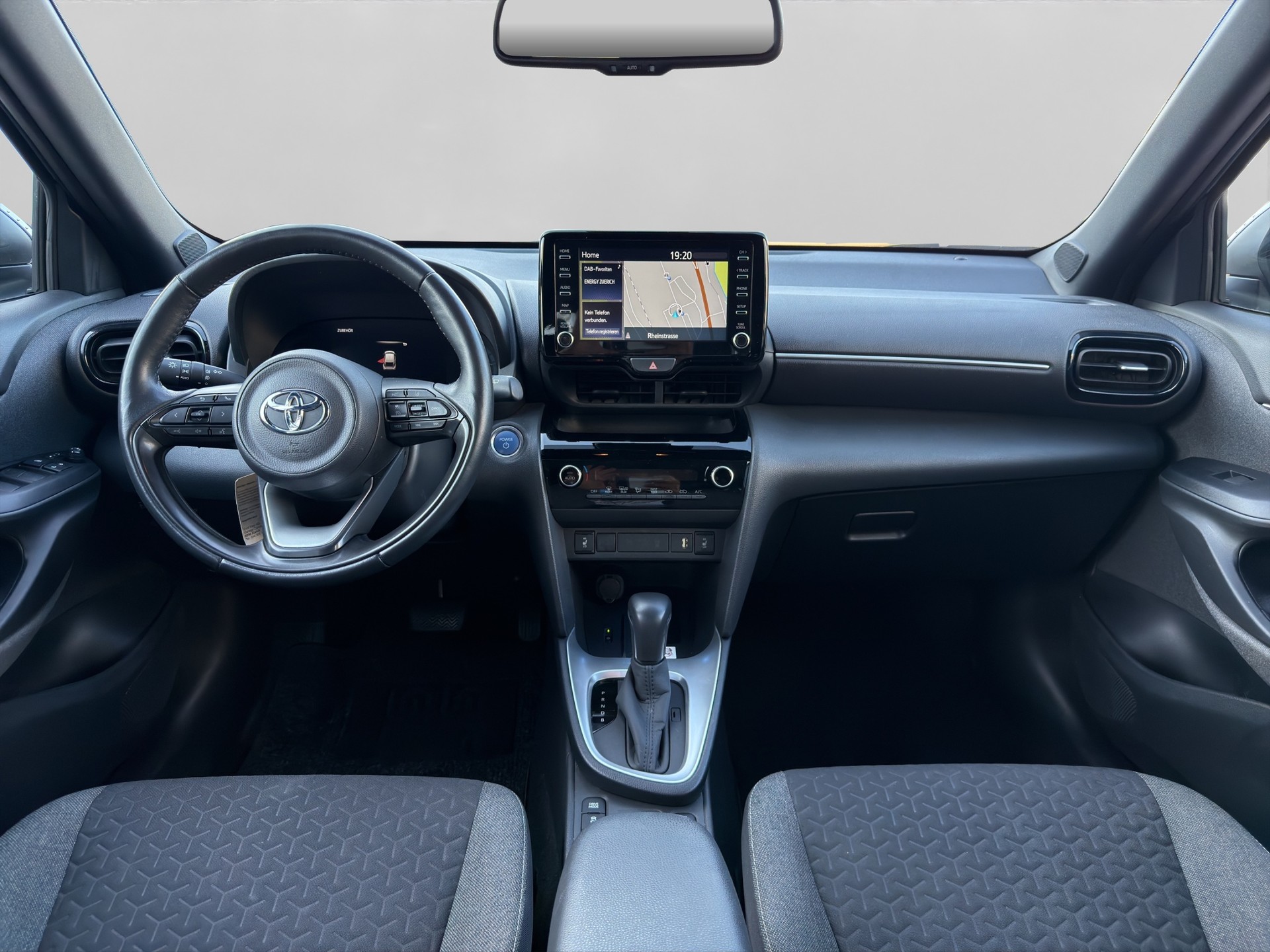TOYOTA Yaris Cross 1.5 Trend e-CVT-image-9