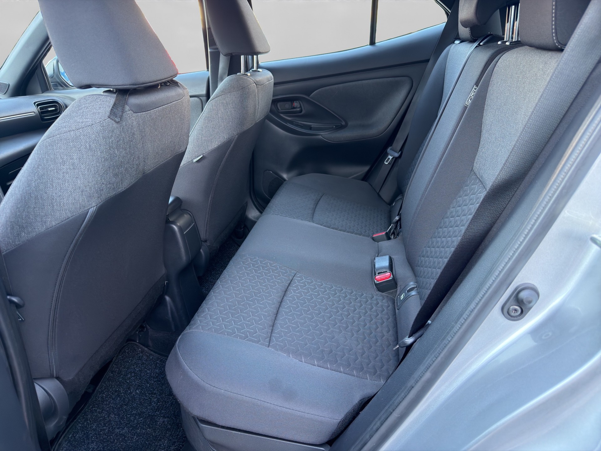 TOYOTA Yaris Cross 1.5 Trend e-CVT-image-12