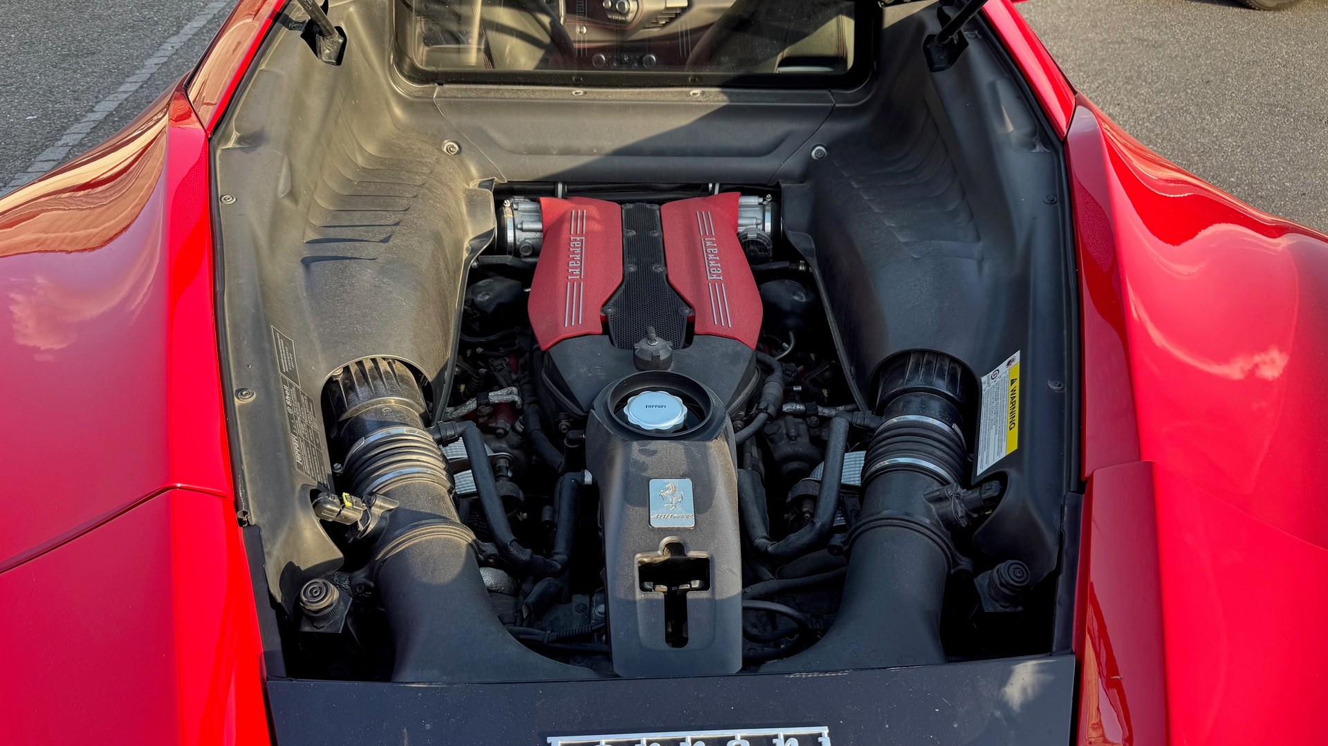 FERRARI 488 GTB 3.9 V8-image-14