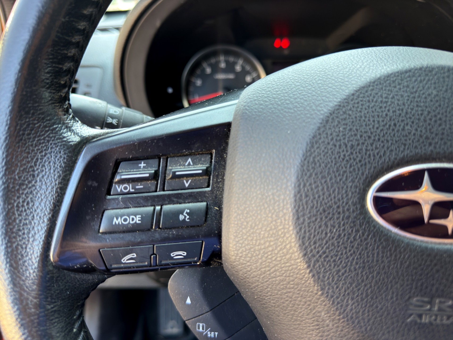 SUBARU XV 2.0 Swiss Two AWD-image-13