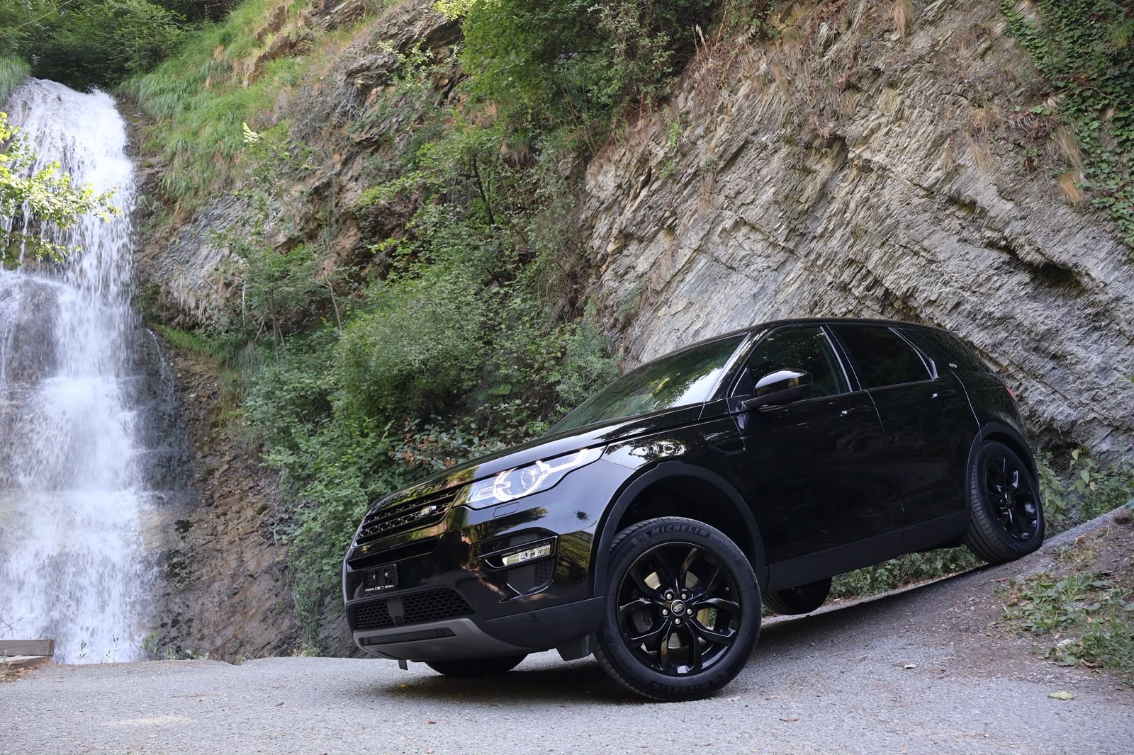 LAND ROVER Discovery Sport 2.0 Si4 SE AT9