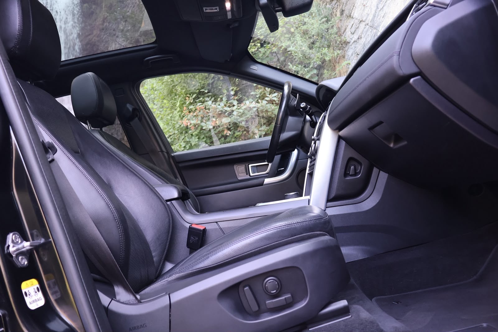 LAND ROVER Discovery Sport 2.0 Si4 SE AT9-image-8
