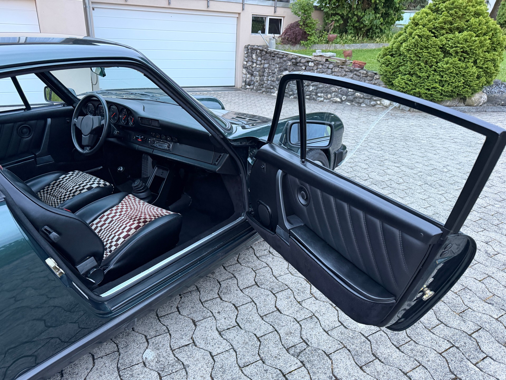 PORSCHE Carrera 3.2-image-9