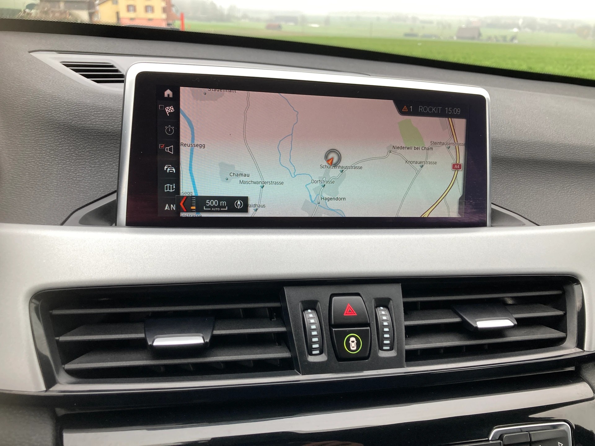 BMW X1 xDrive 18d Steptronic-image-12