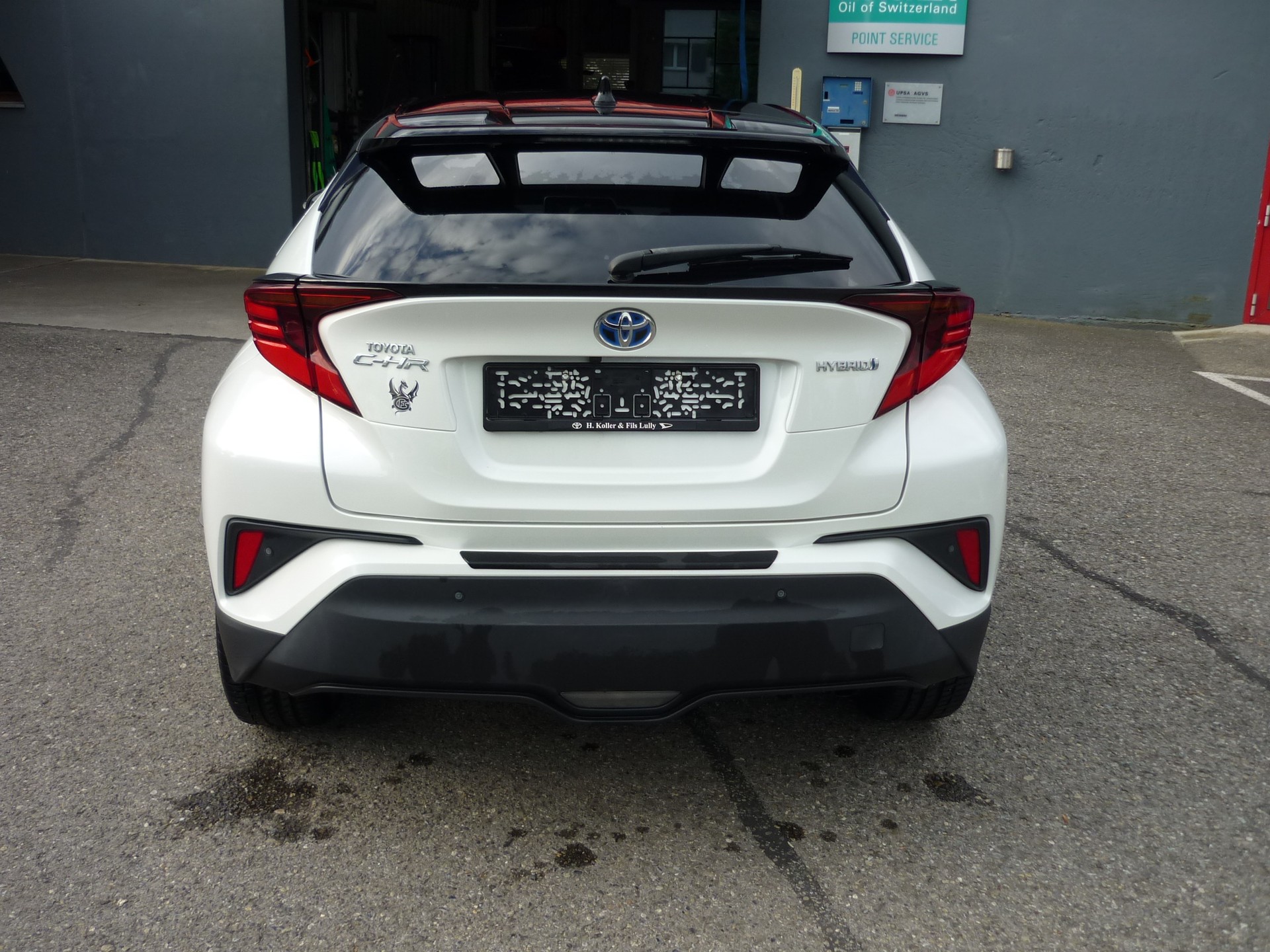 TOYOTA C-HR 1.8 HSD CVT Trend-image-3