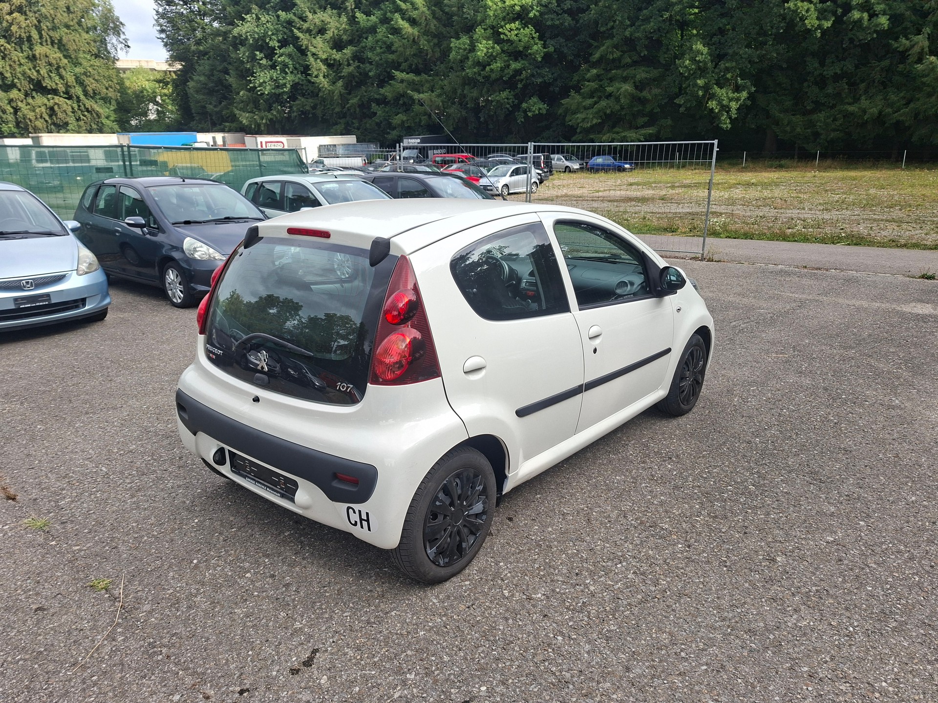 PEUGEOT 107 1.0 Active-image-6