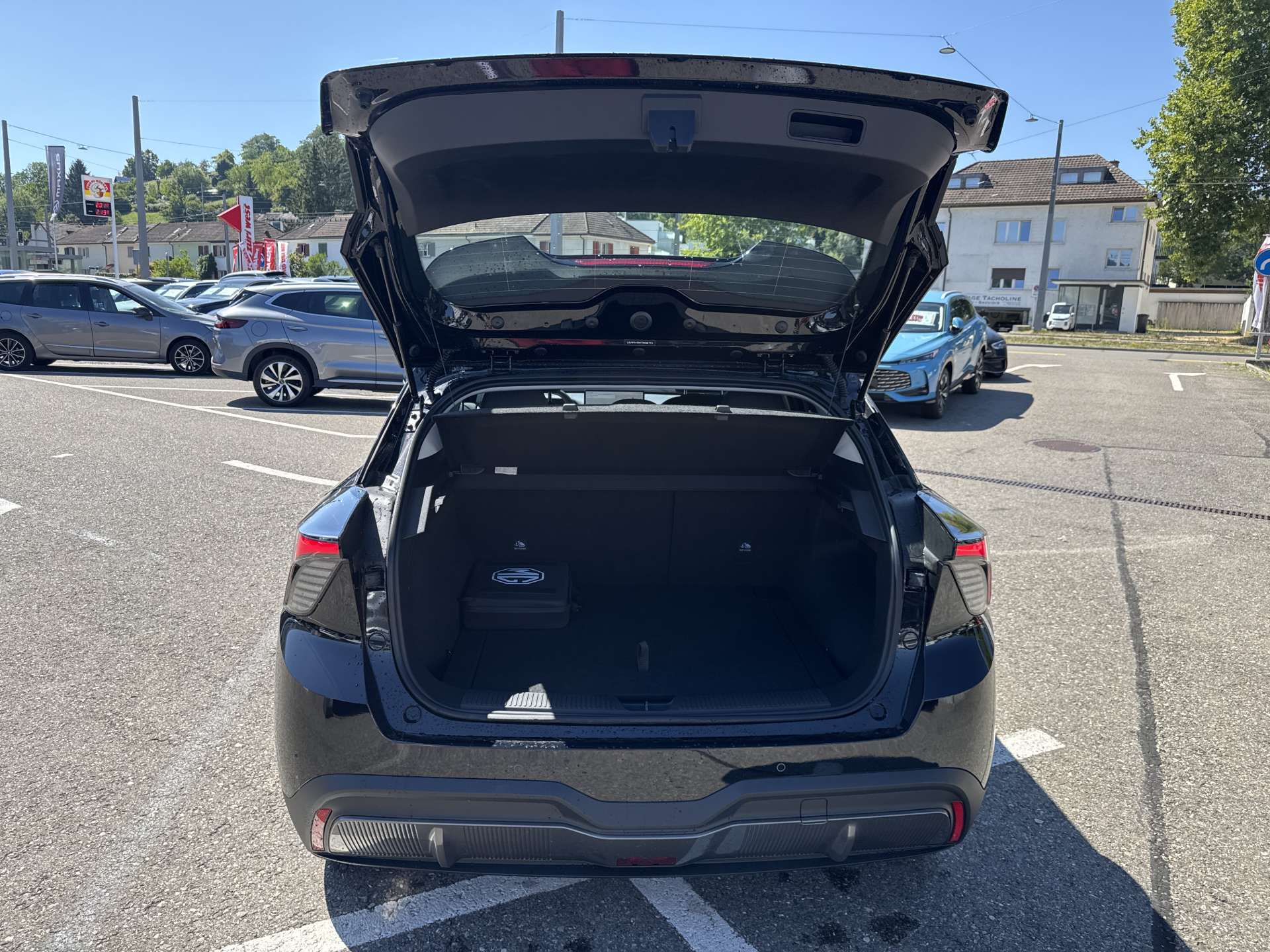MG 4 EV 64kWh Premium Facelift Automat-image-7