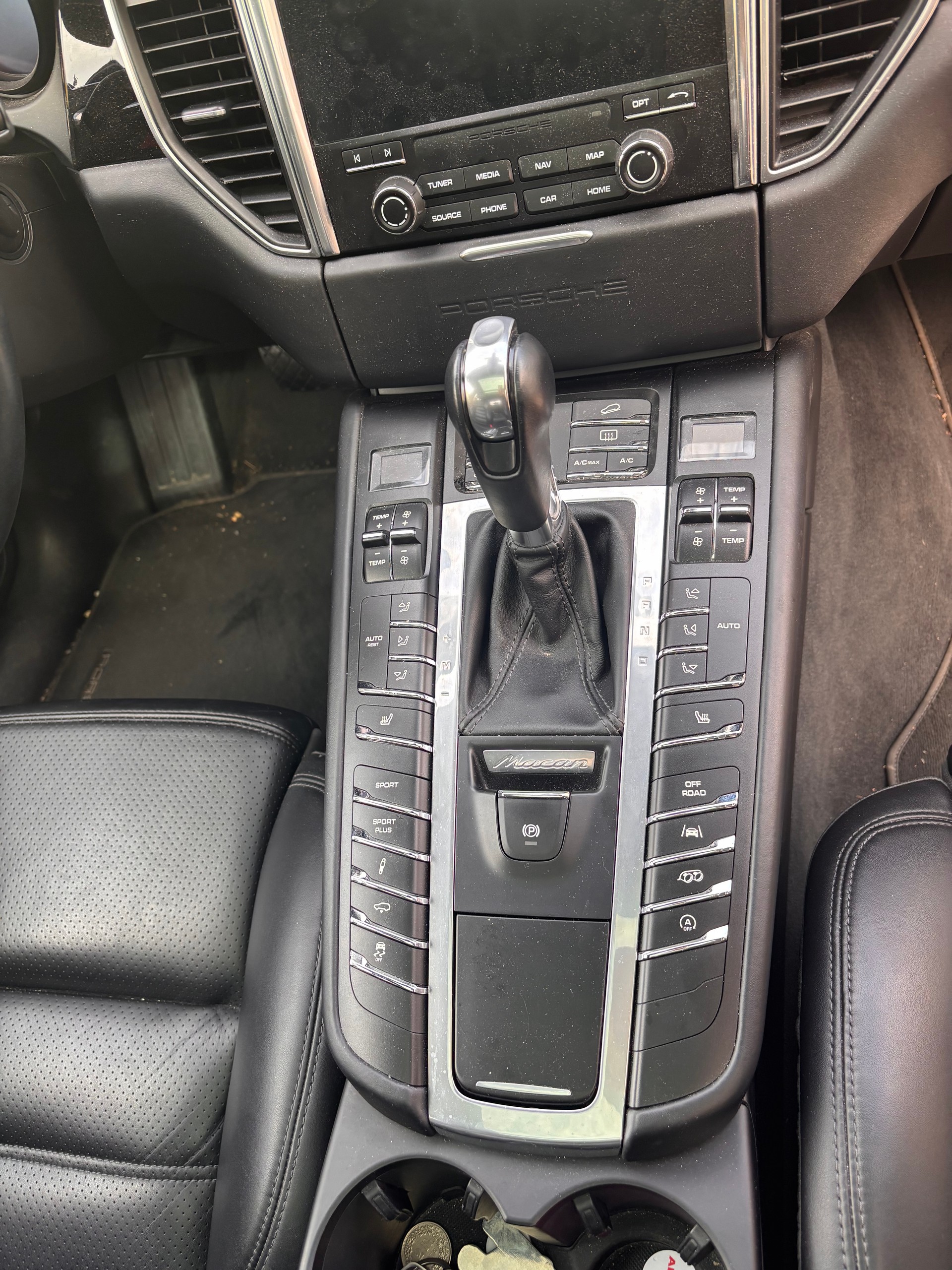 PORSCHE MACAN V6 GTS-image-4