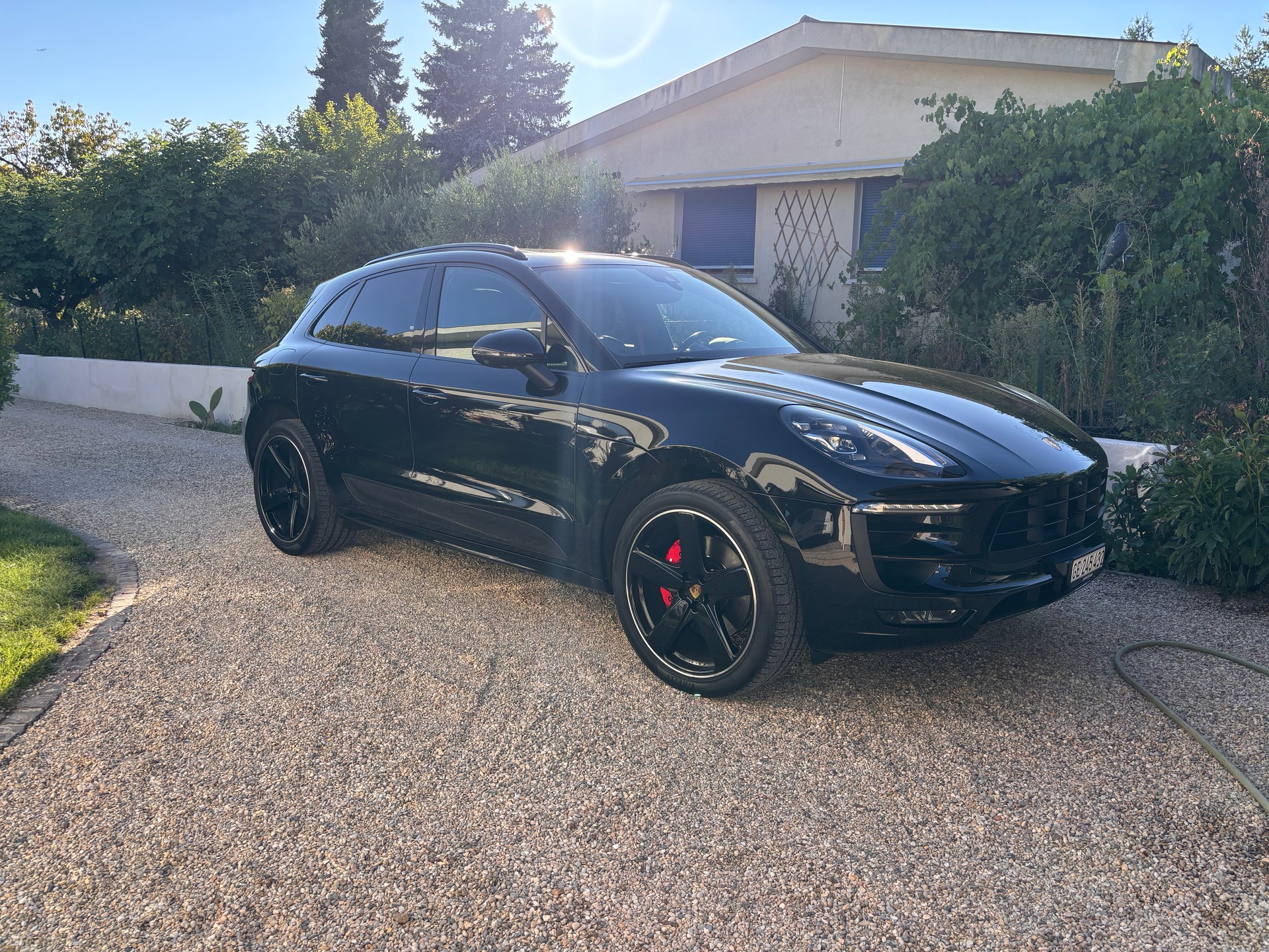 PORSCHE 3.0 V6 GTS-image-0