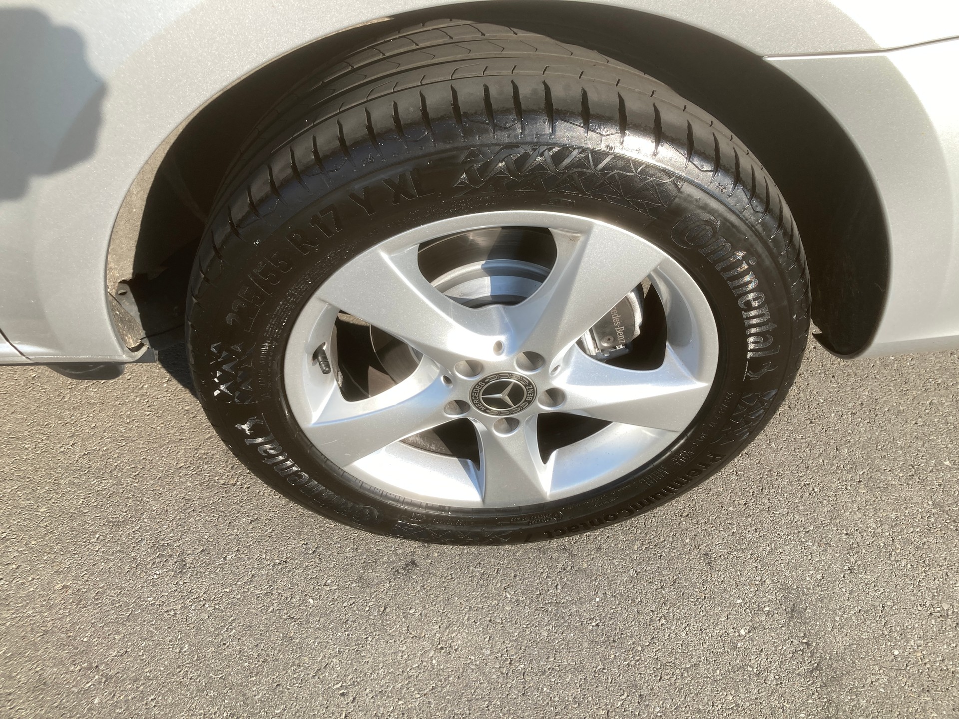 MERCEDES-BENZ V 220 d Trend lang 4Matic 9G-Tronic-image-6