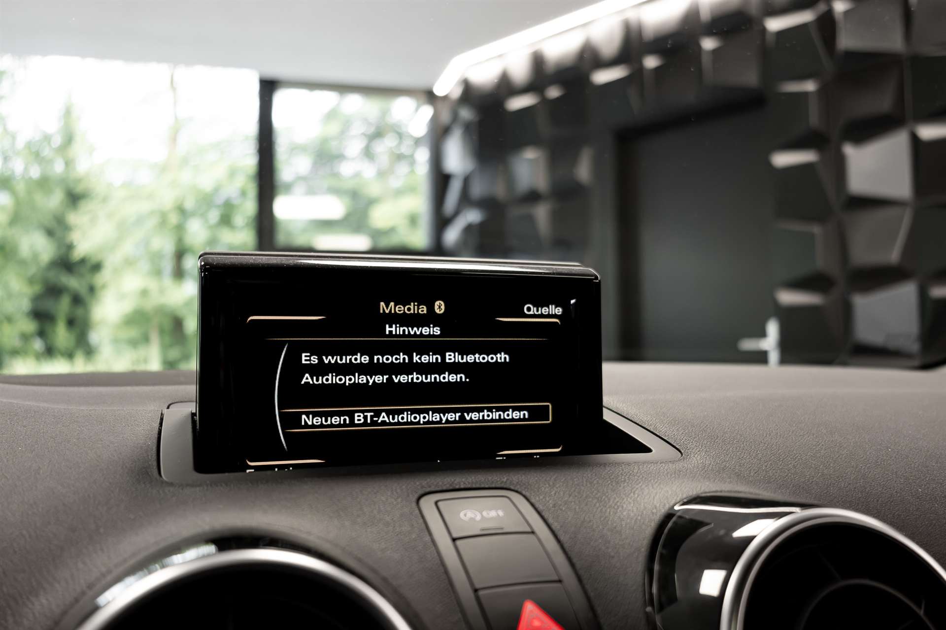 AUDI A1 1.0 TFSI Sport-image-17