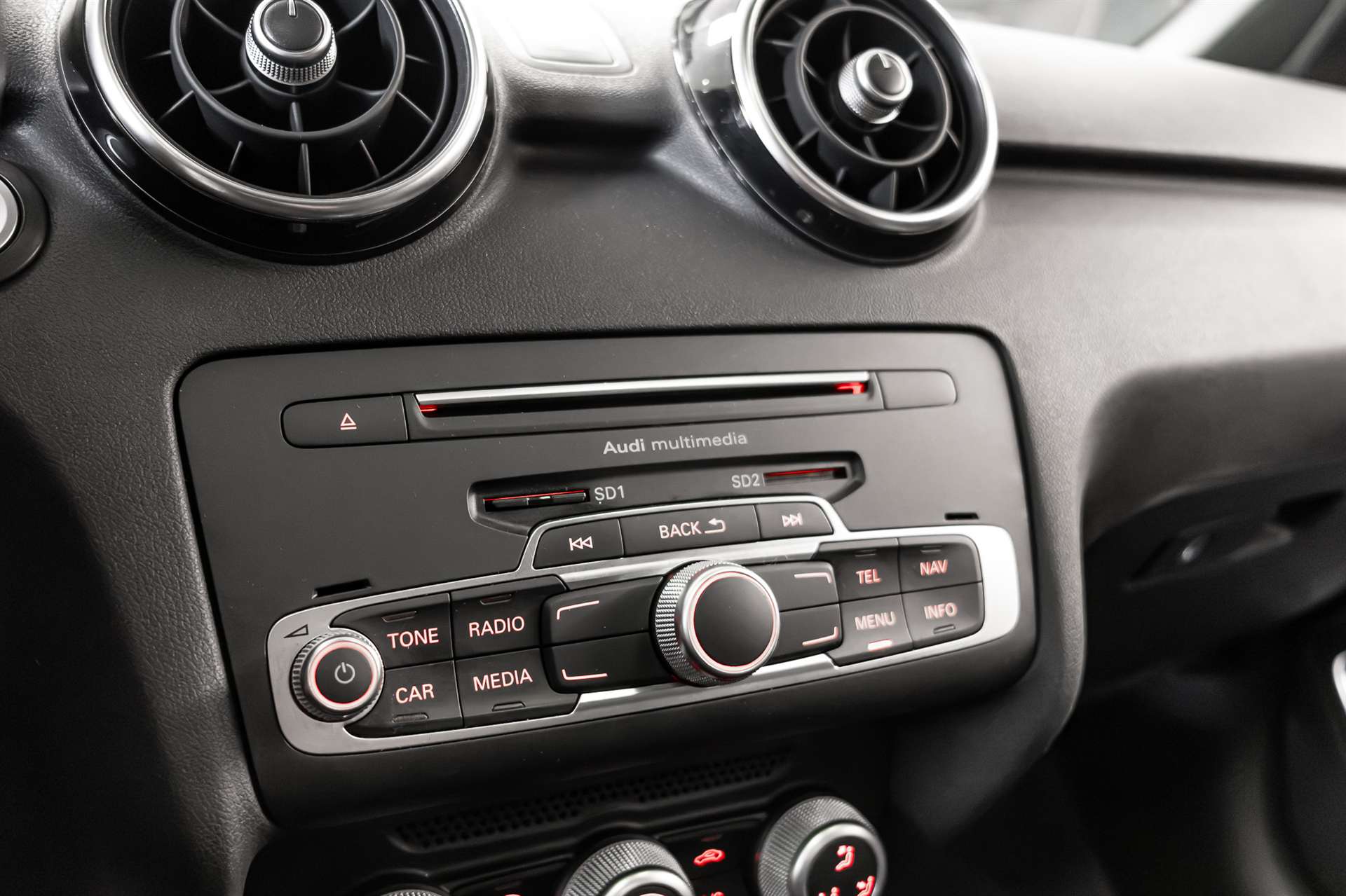 AUDI A1 1.0 TFSI Sport-image-18