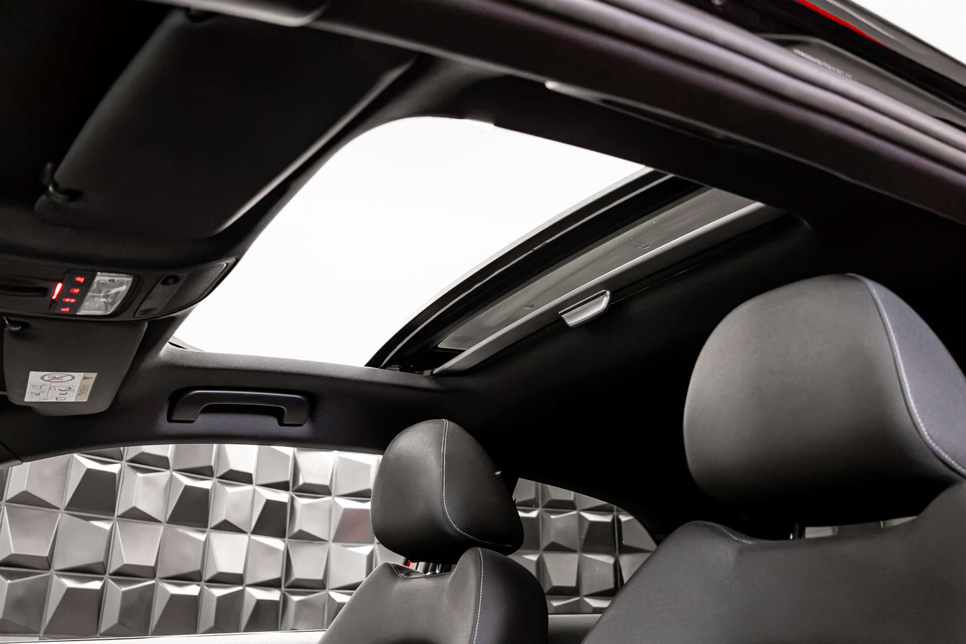AUDI A1 1.0 TFSI Sport-image-15
