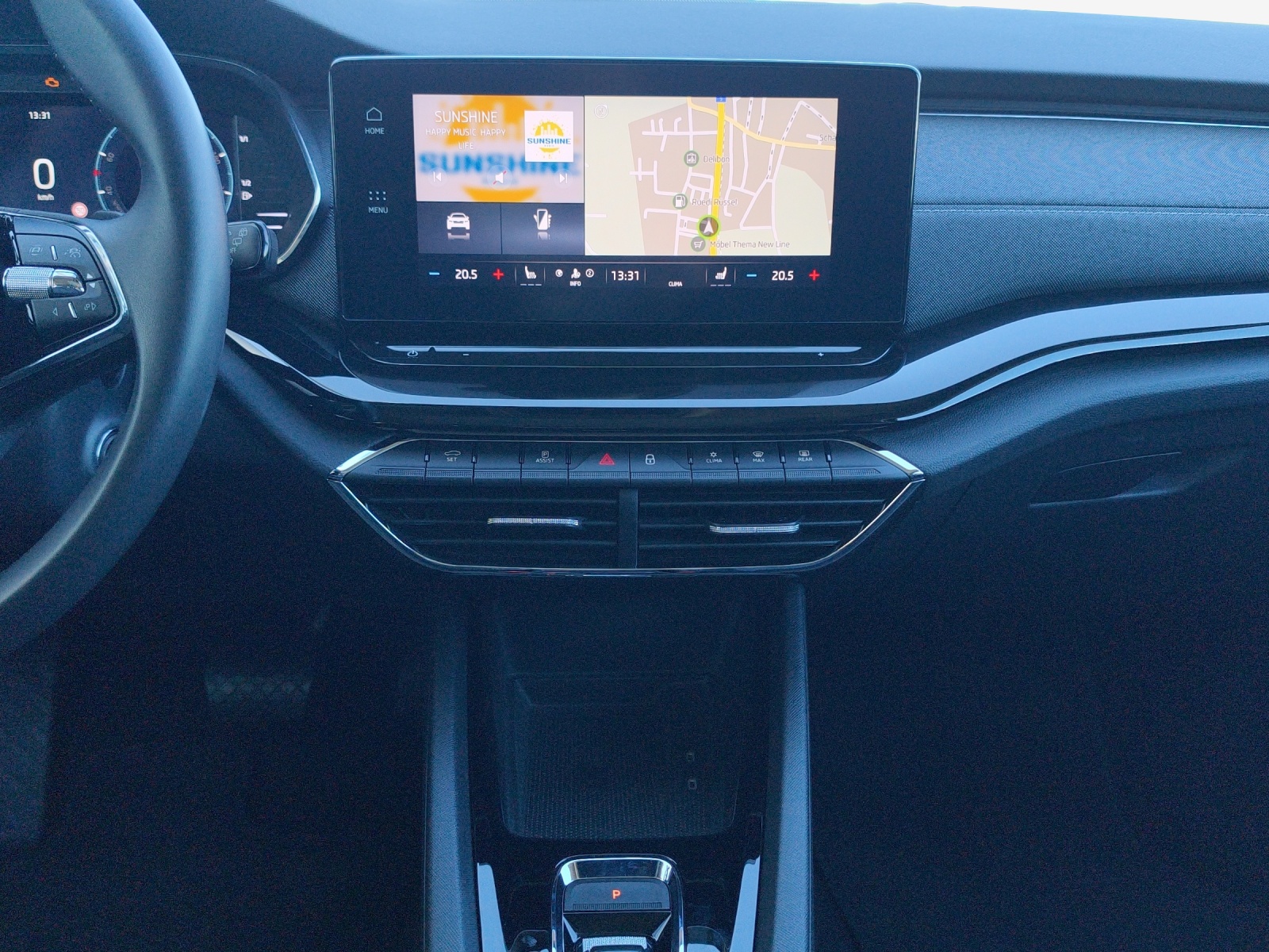 SKODA Octavia Combi 1.5 TSI mHEV DSG Style-image-10