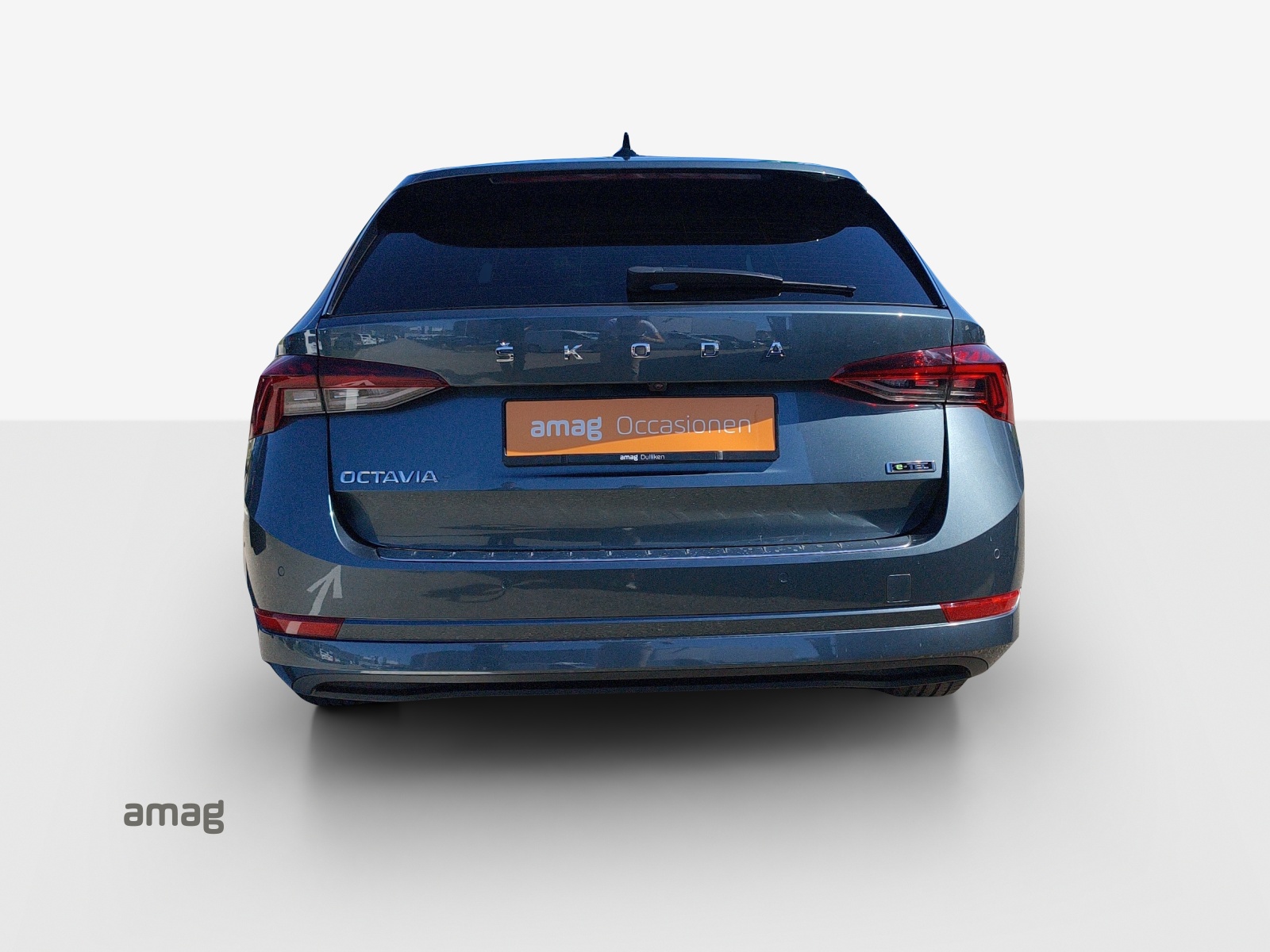 SKODA Octavia Combi 1.5 TSI mHEV DSG Style-image-3