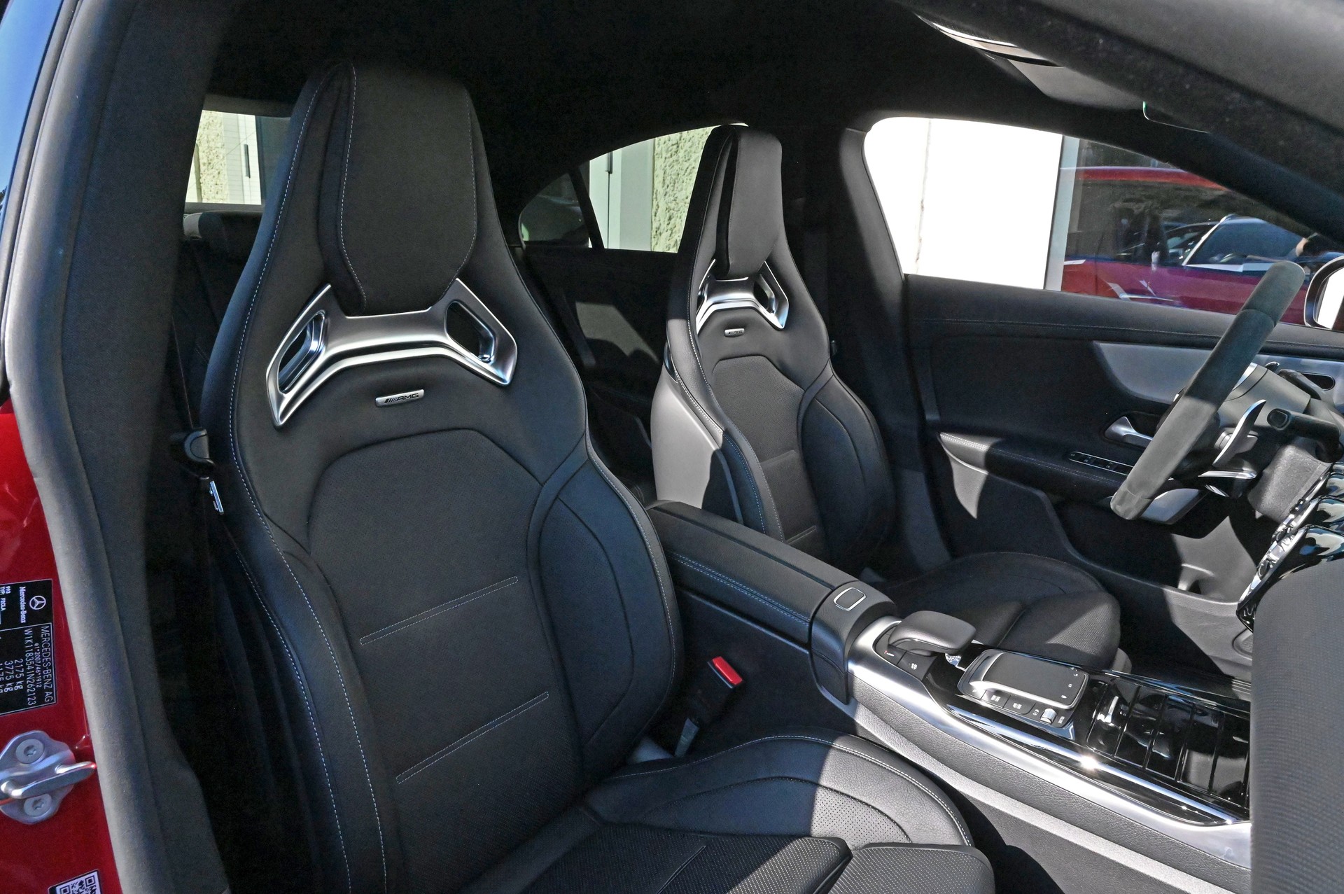 MERCEDES-BENZ CLA 45 S AMG 4Matic+ 8G-DCT-image-30