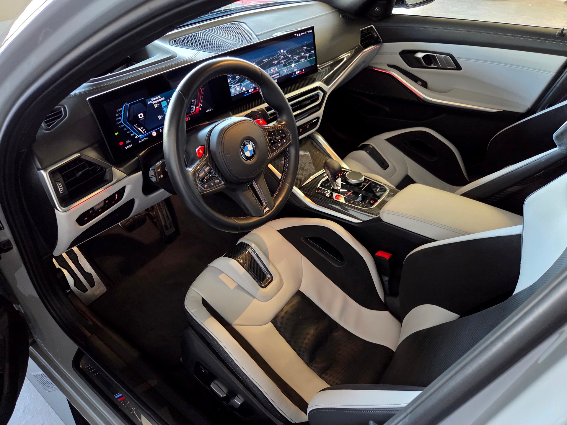 BMW M3 Competition xDrive-image-3