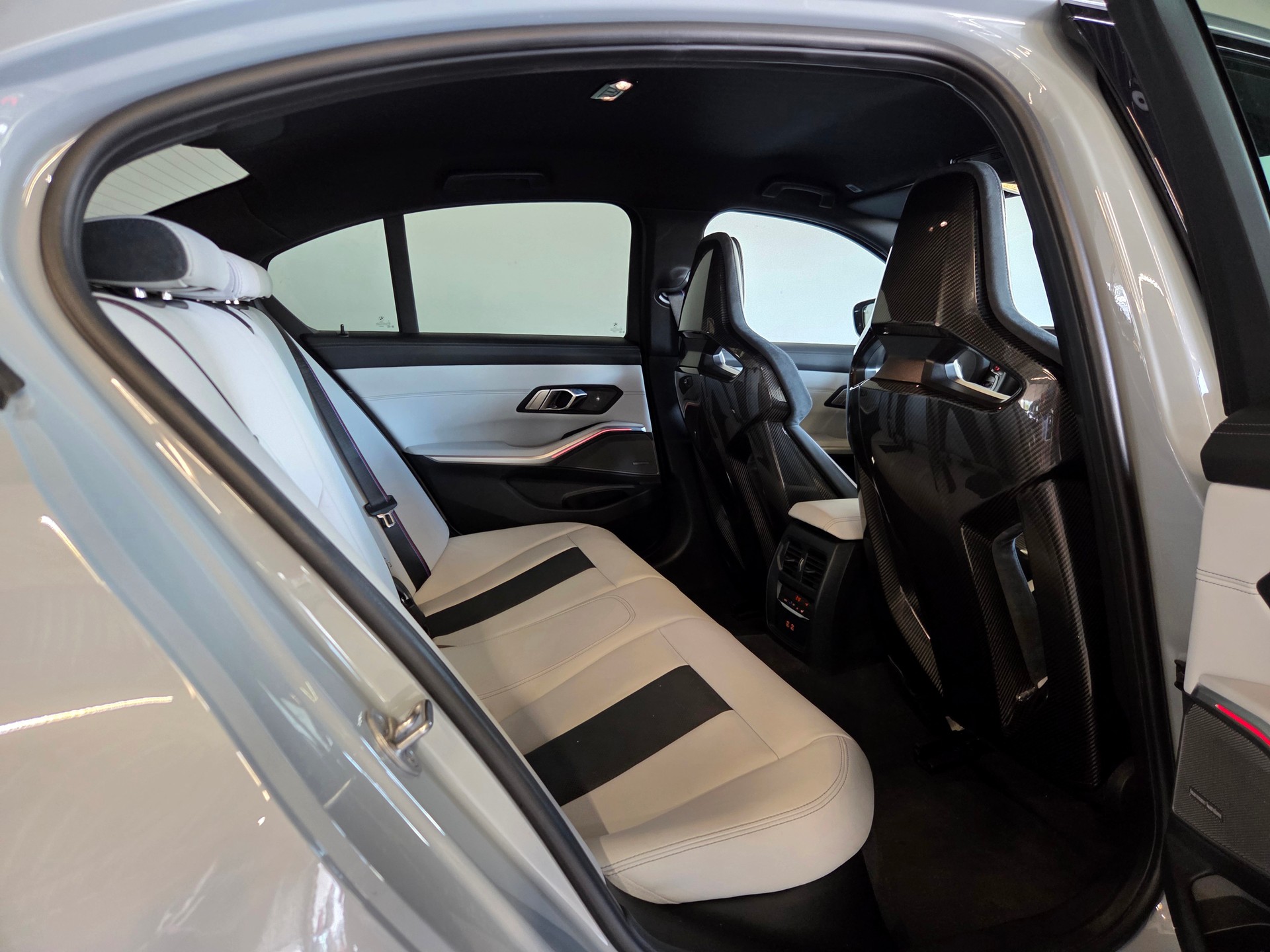 BMW M3 Competition xDrive-image-22
