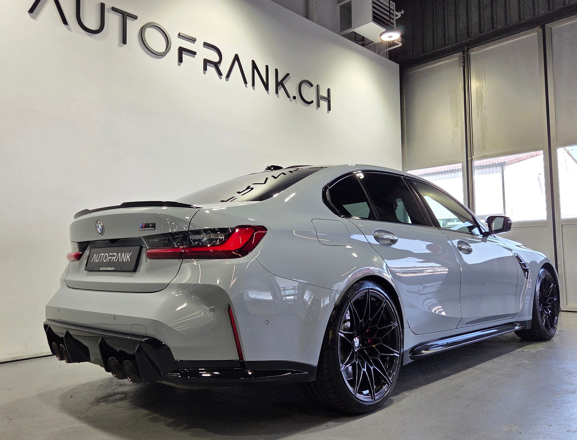 BMW M3 Competition xDrive-image-2