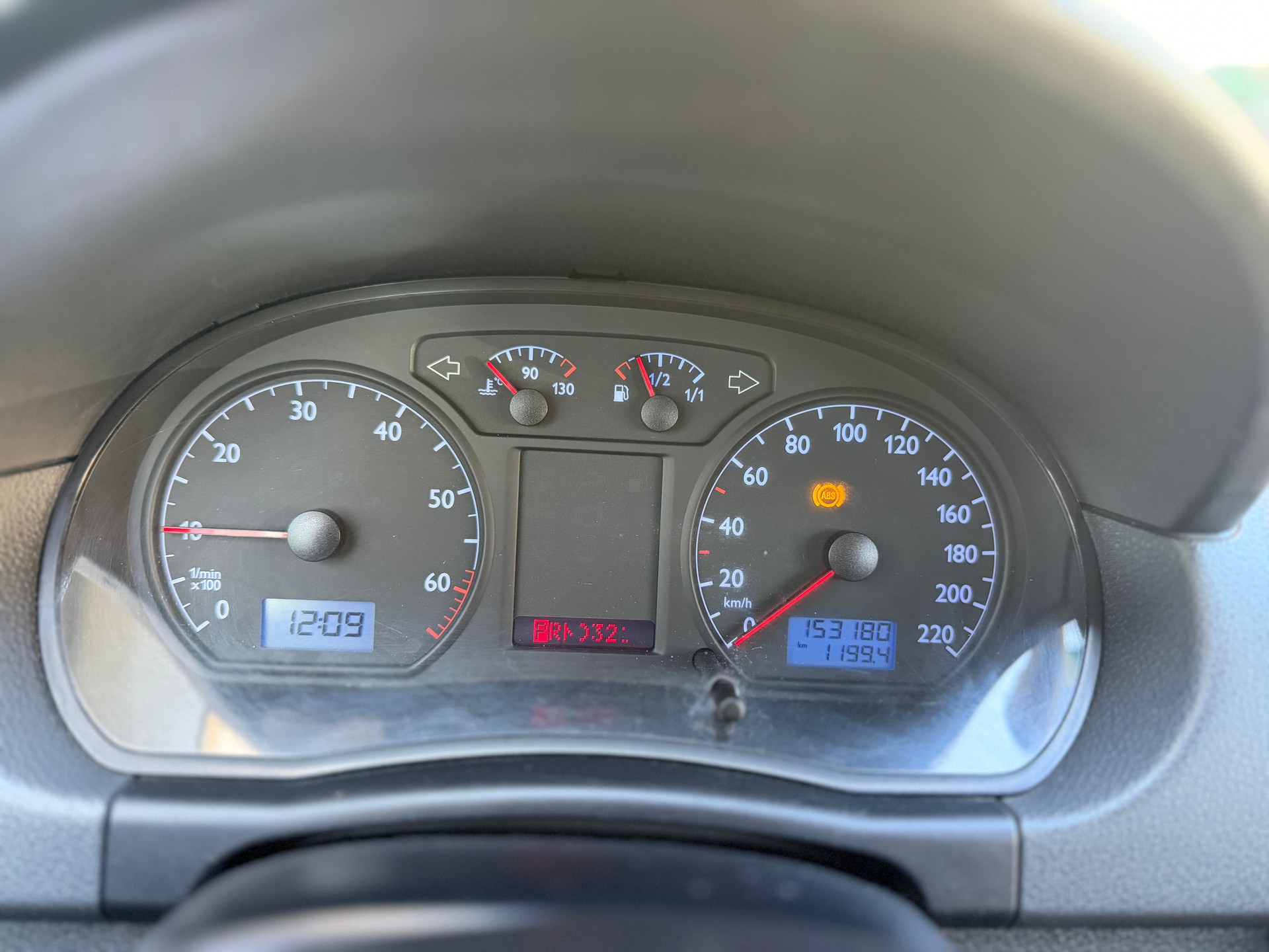 VW Polo 1.4 16V Fun-image-13