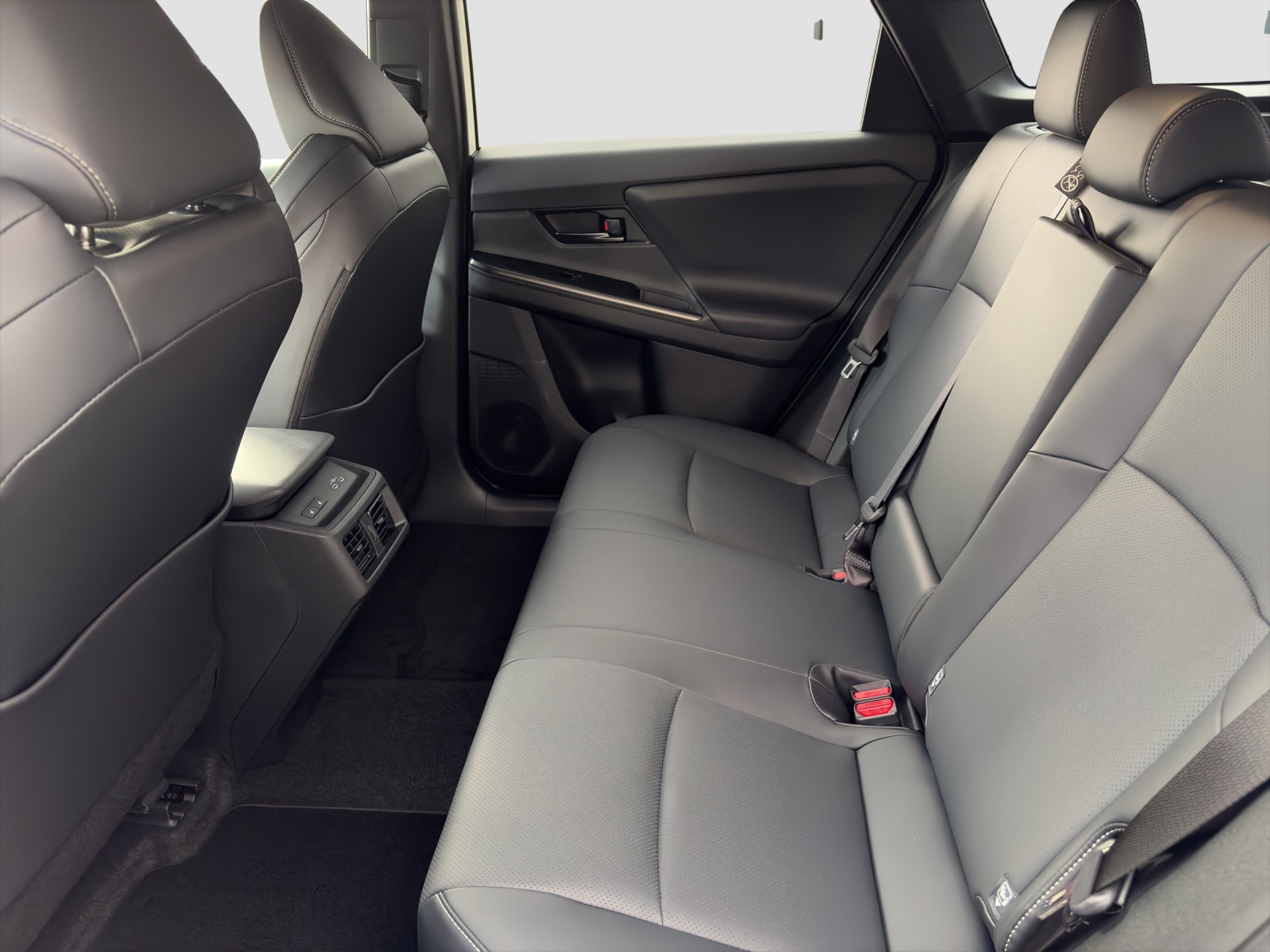 TOYOTA bZ4X Touring Premium AWD-image-10
