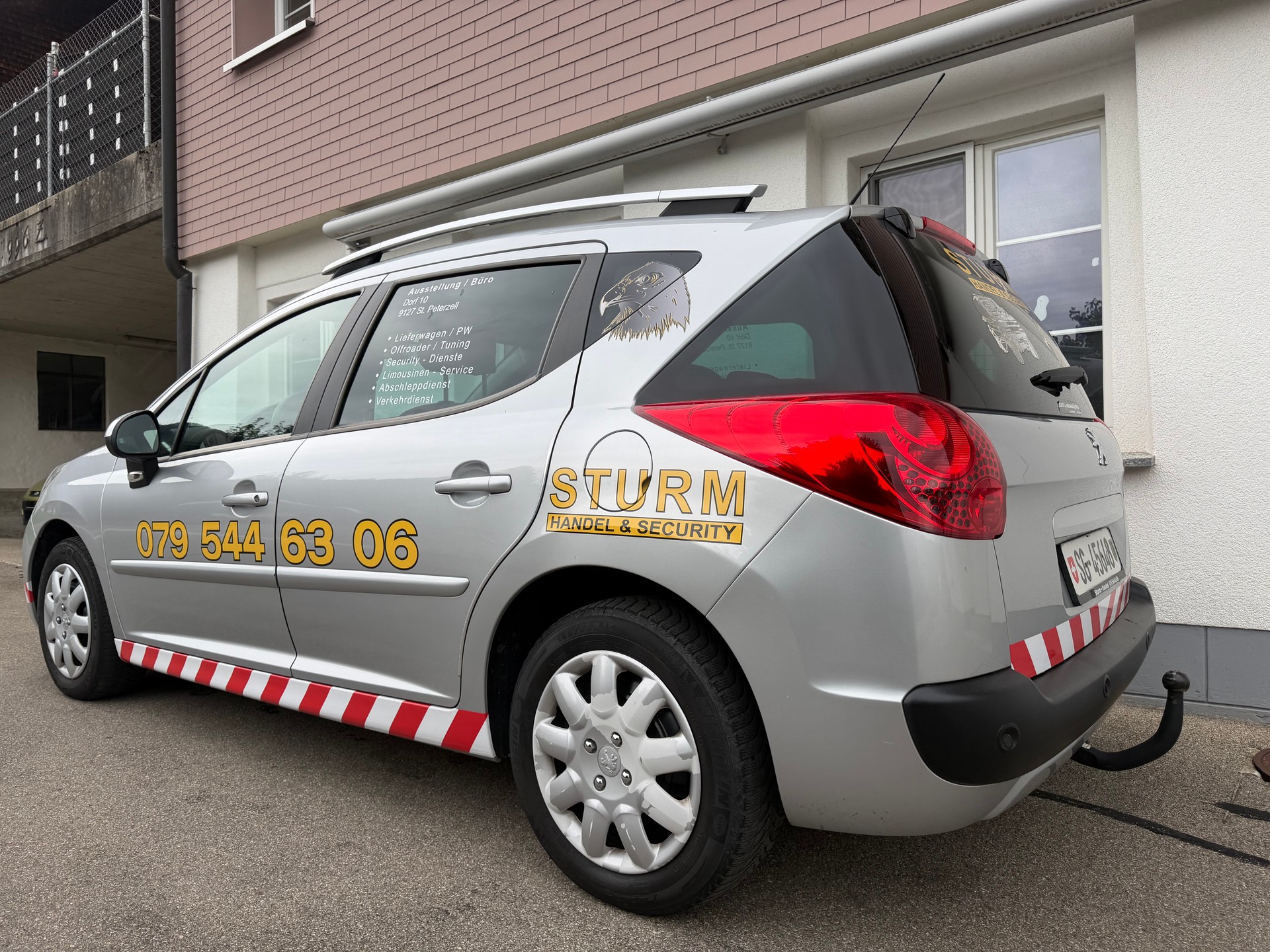 PEUGEOT 207 SW 1.6 16V Trendy-image-2