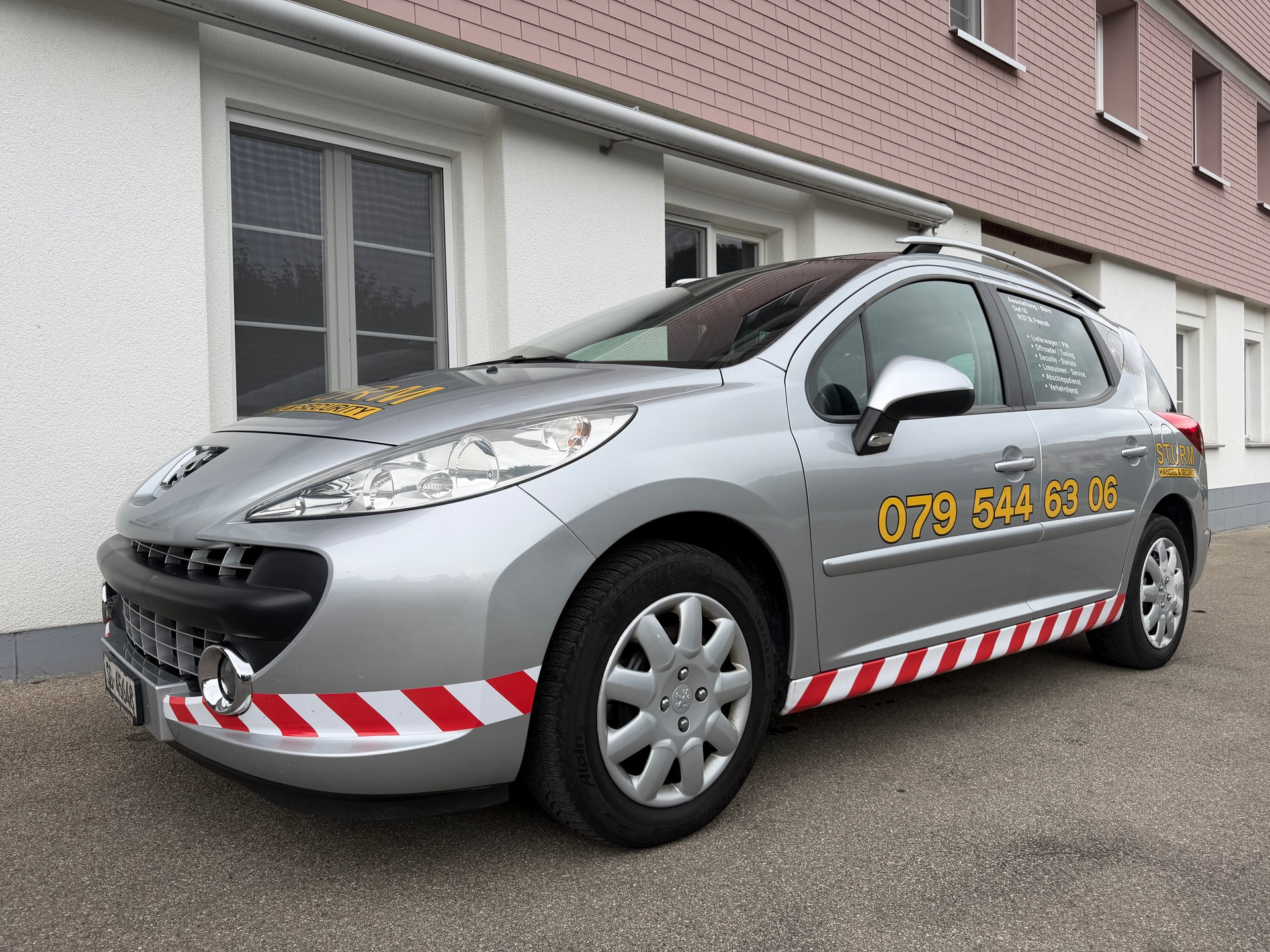 PEUGEOT 207 SW 1.6 16V Trendy-image-0