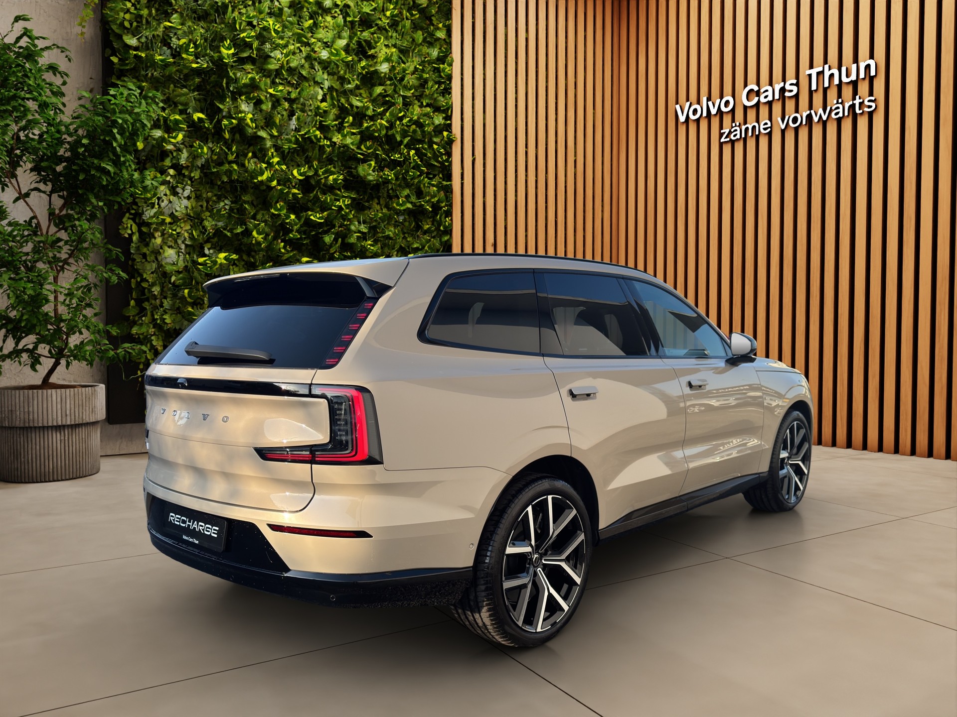 VOLVO EX90 Twin Performance Ultra AWD-image-5