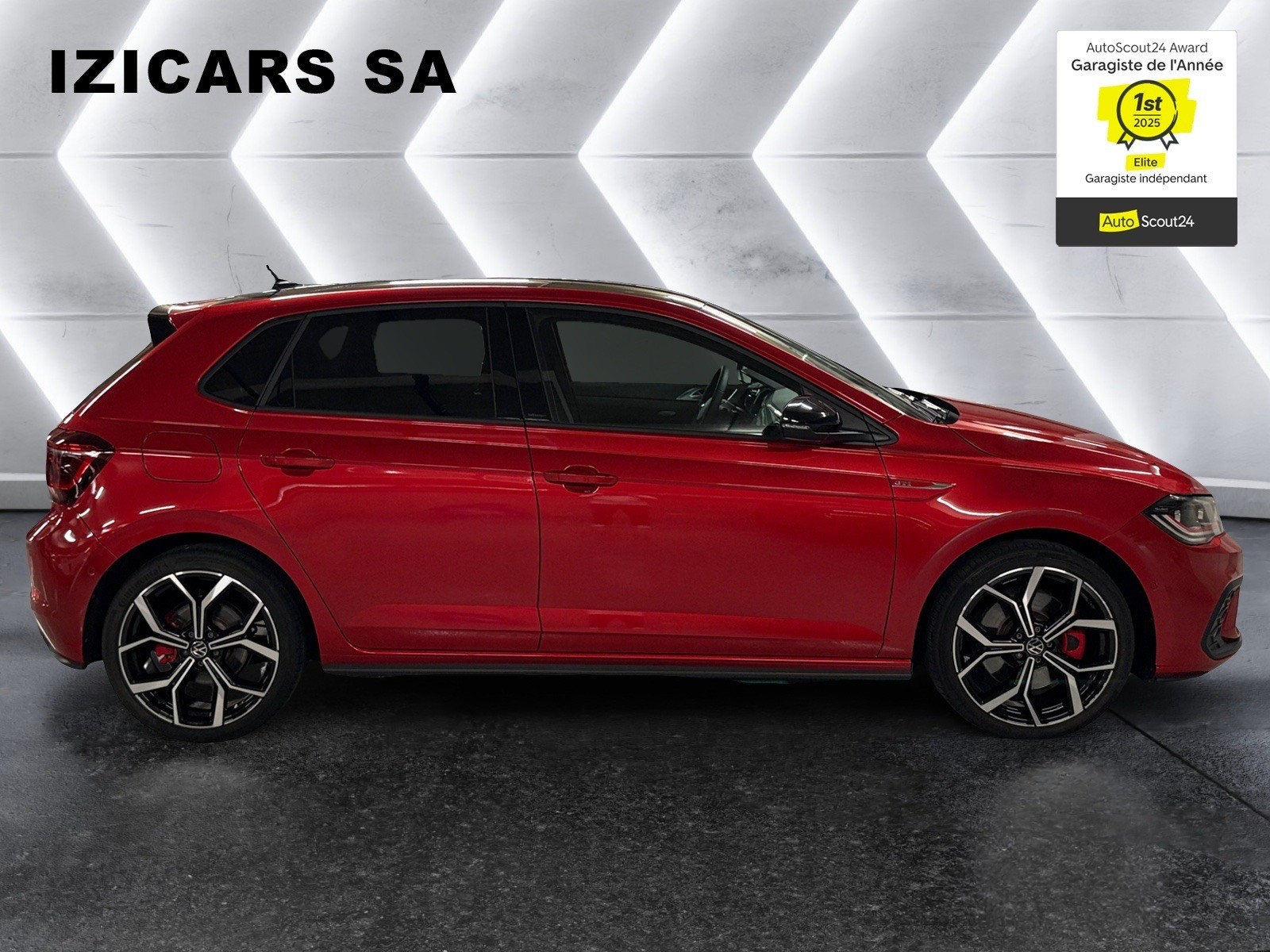 VW Polo 2.0 TSI GTI DSG / CAMERA DE RECUL / TOIT NOIRE / CLIM AUTO-image-9