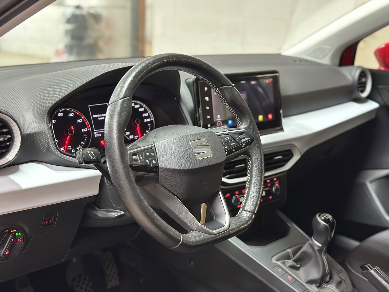 SEAT Ibiza 1.0 EcoTSI Reference-image-8