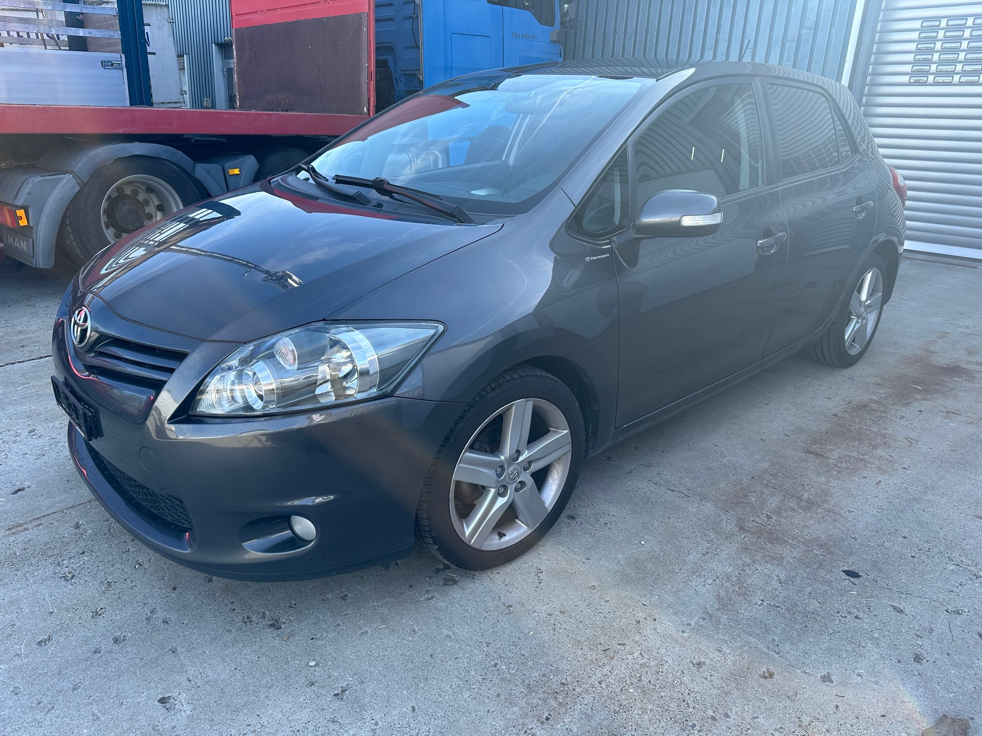 TOYOTA Auris 1.4 Linea Luna-image-1