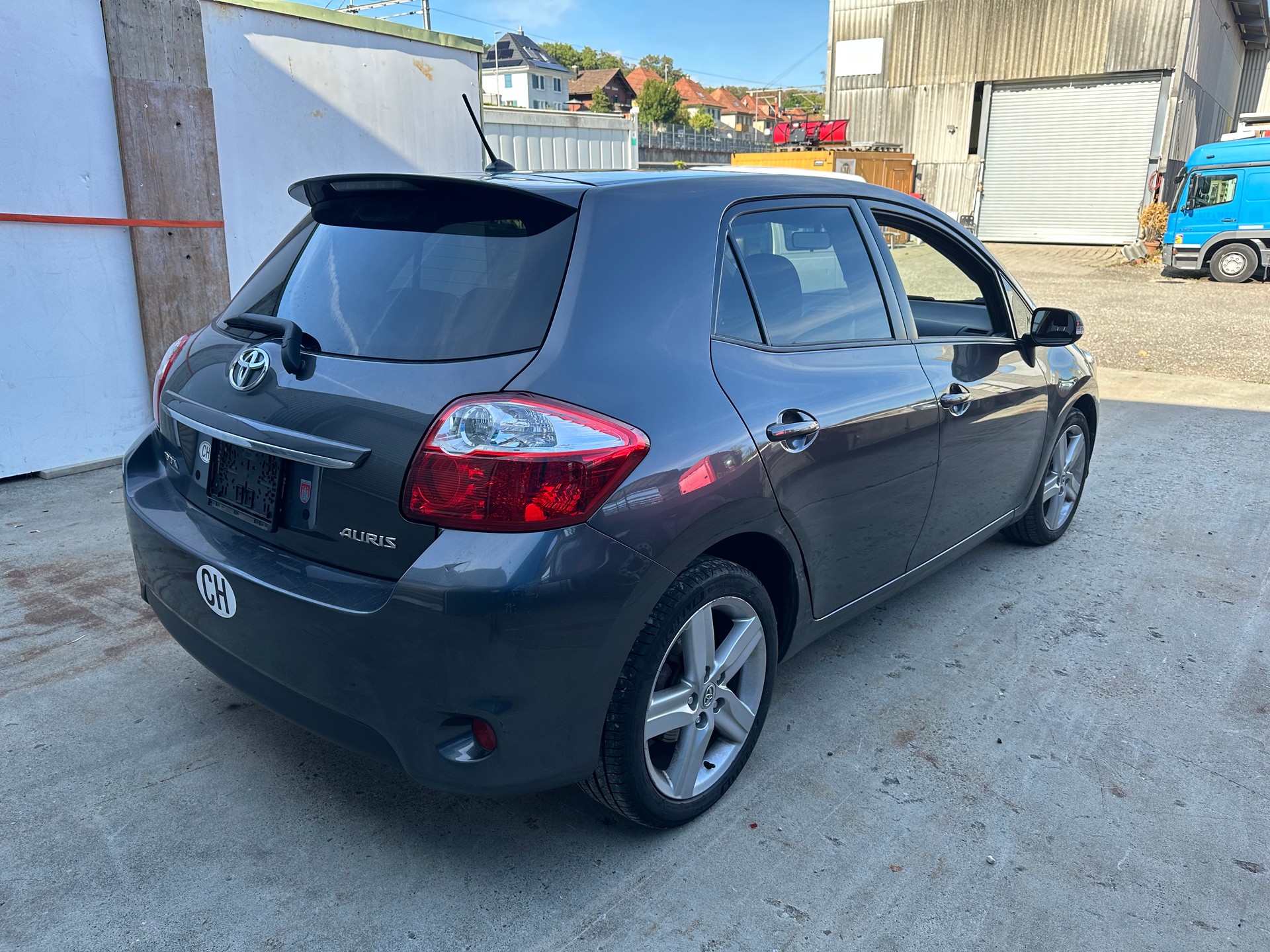 TOYOTA Auris 1.4 Linea Luna-image-2