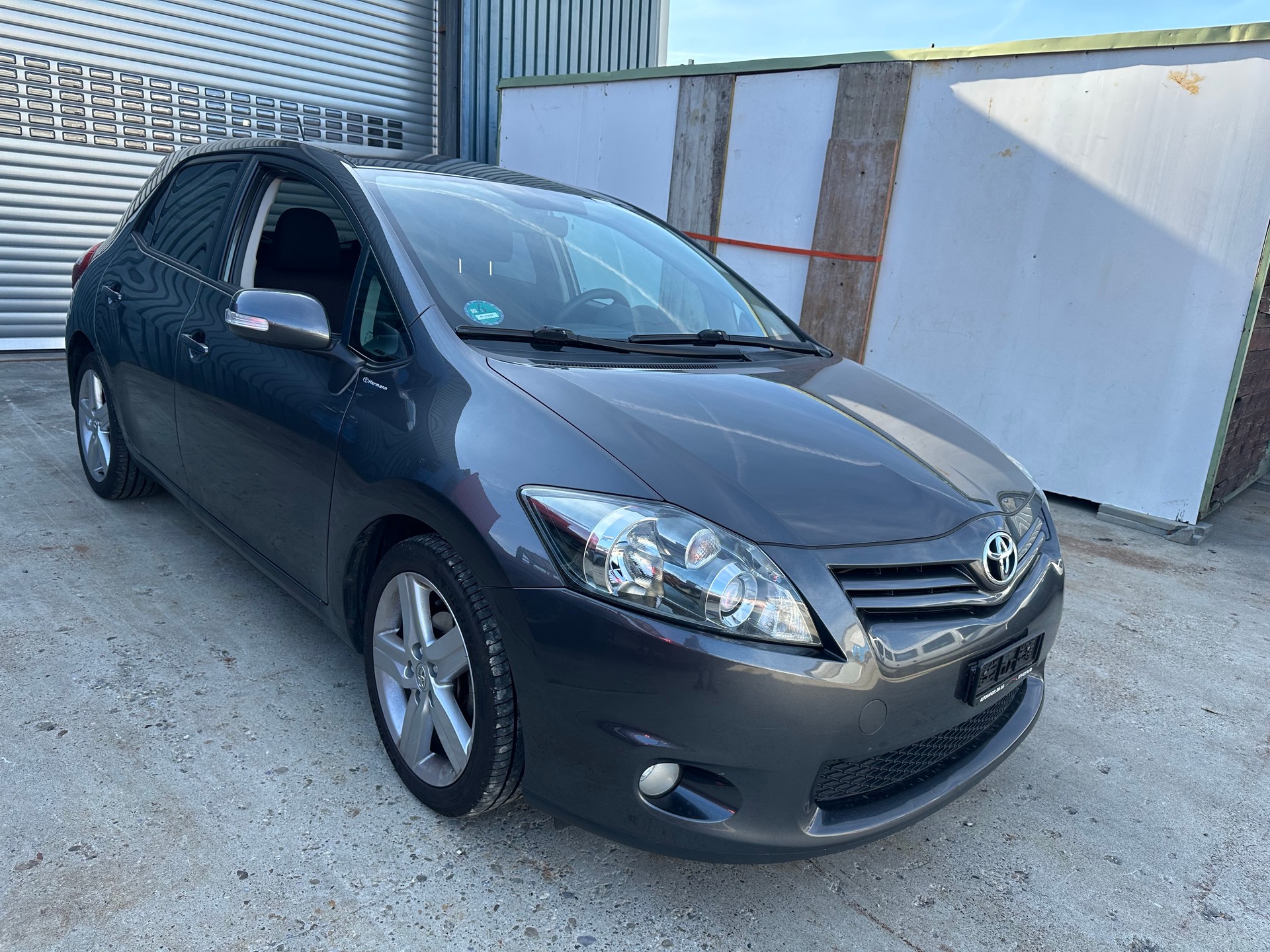 TOYOTA Auris 1.4 Linea Luna-image-0