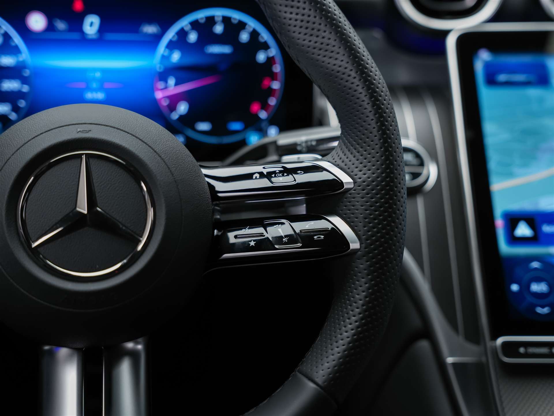 MERCEDES-BENZ GLC Coupé 200 AMG Line 4Matic 9G-Tronic *21" Felgen*Digital Light*Lenkradheizung*-image-27