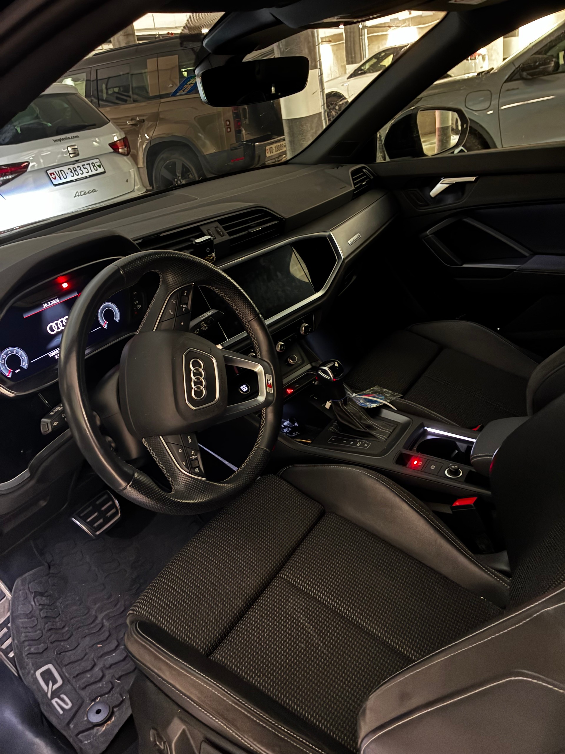 AUDI 2.0 40 TFSI S line quattro S-Tronic-image-2