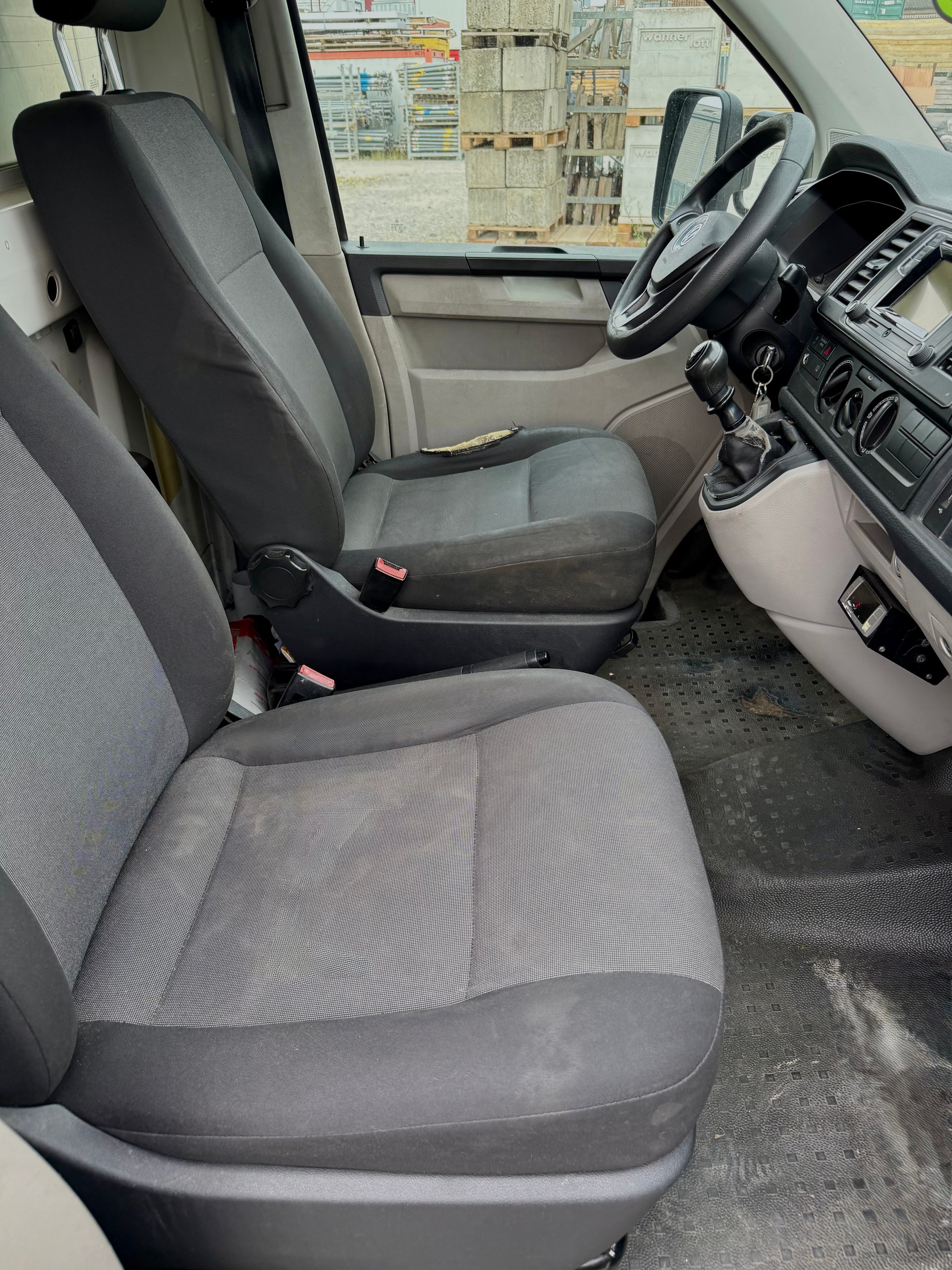 VW T6 2.0 TDI Kühlwagen mit Hebebühne mit MfK-image-10