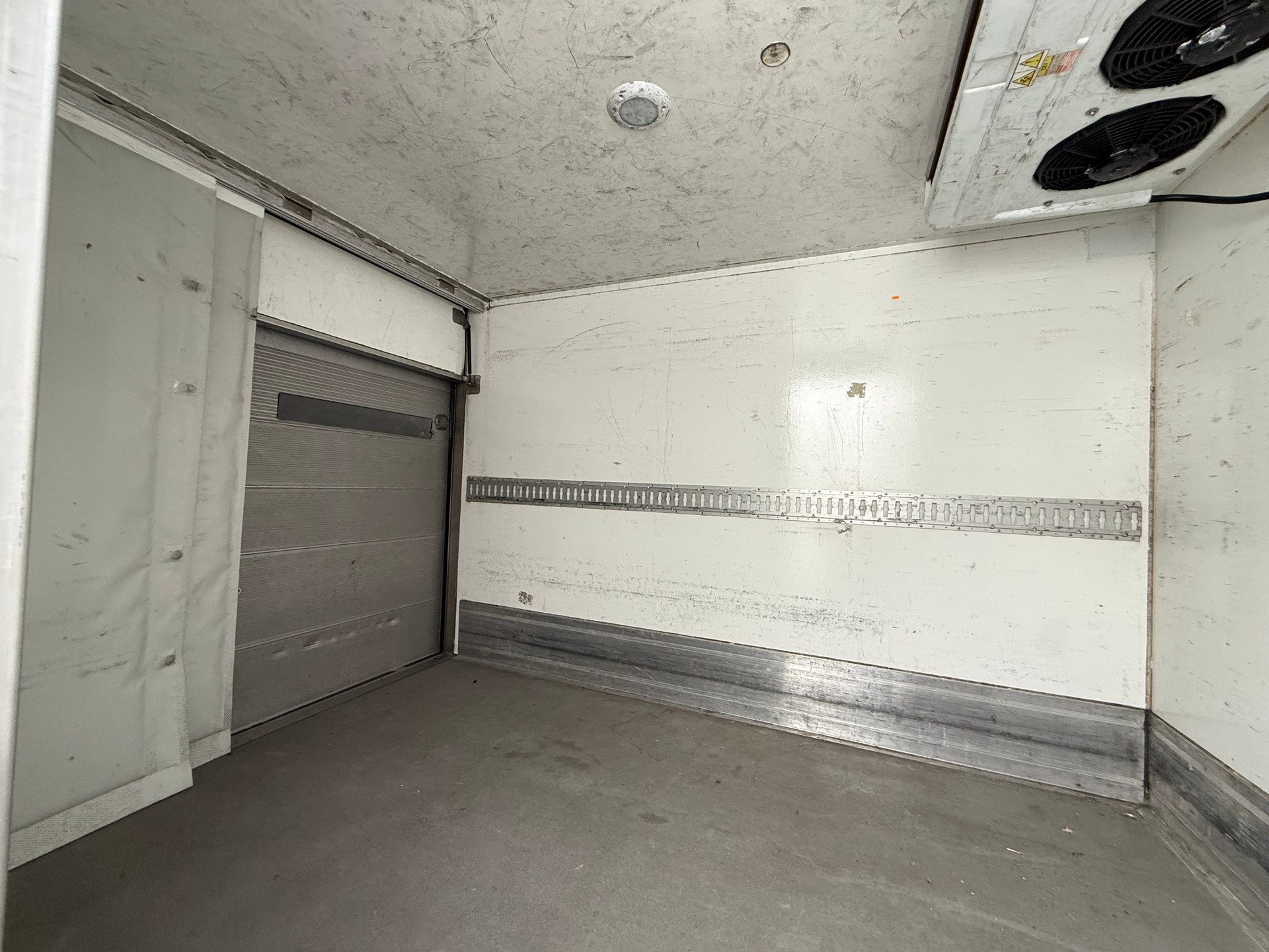 VW T6 2.0 TDI Kühlwagen mit Hebebühne mit MfK-image-11