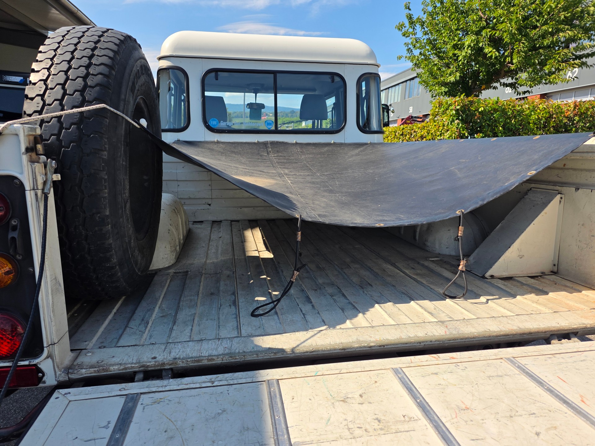 LAND ROVER Defender 130 2.5Td5-image-8