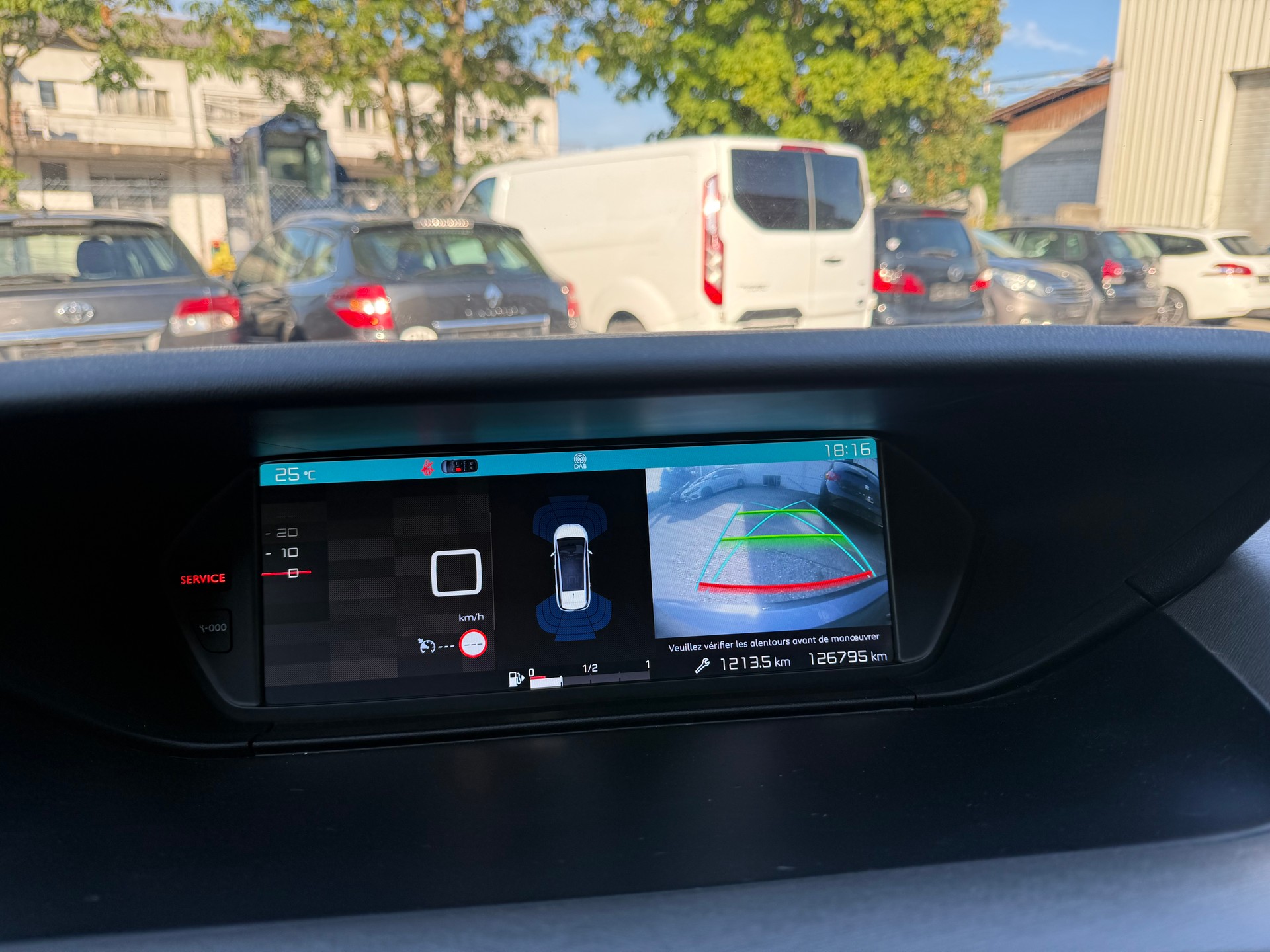 CITROEN Grand C4 Picasso 1.2 Pure Tech Feel Edition-image-5