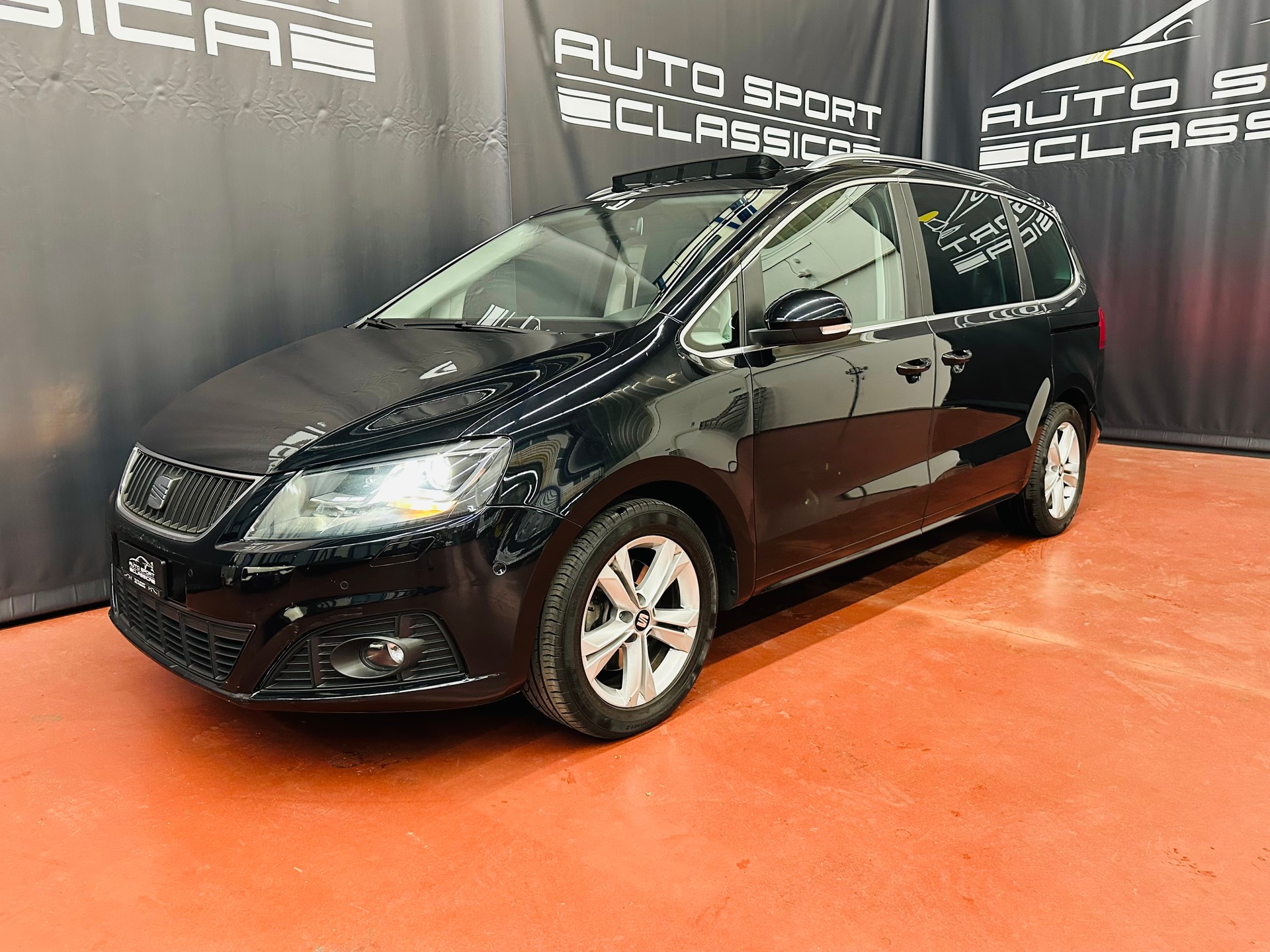 SEAT Alhambra 2.0 TSI Style DSG 7 Sitzer-image-14