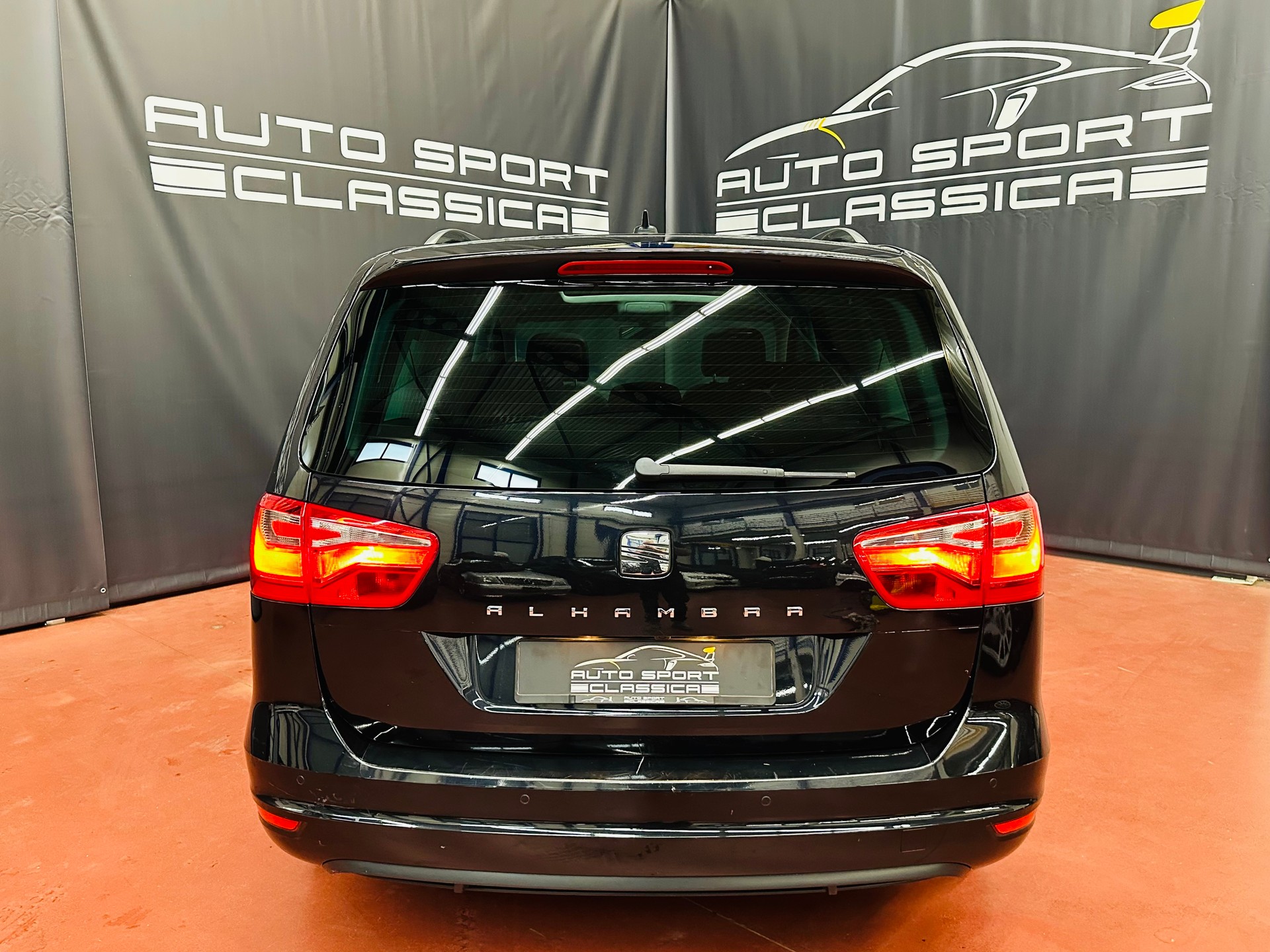 SEAT Alhambra 2.0 TSI Style DSG 7 Sitzer-image-5